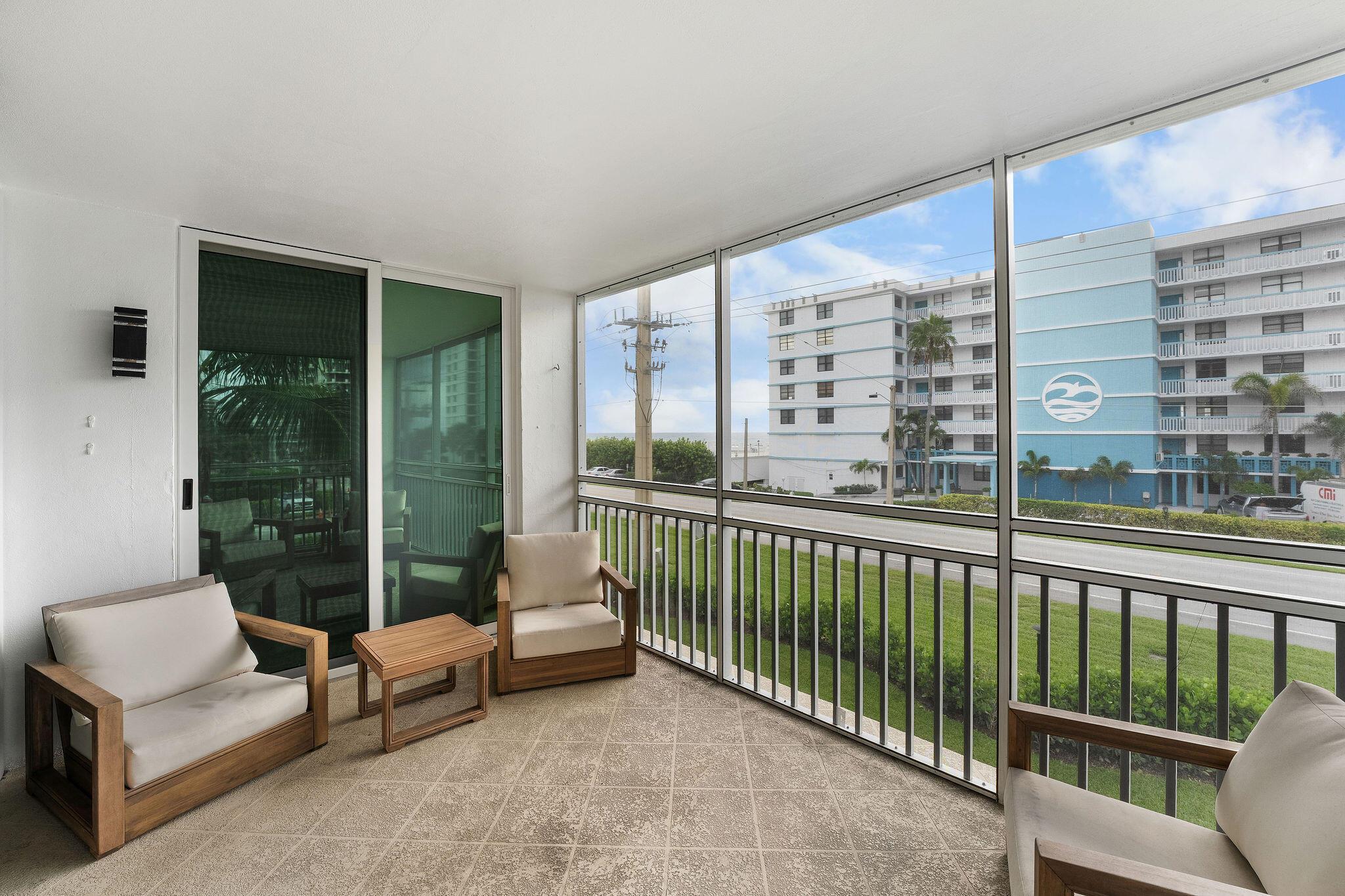 911 Ocean Drive 201