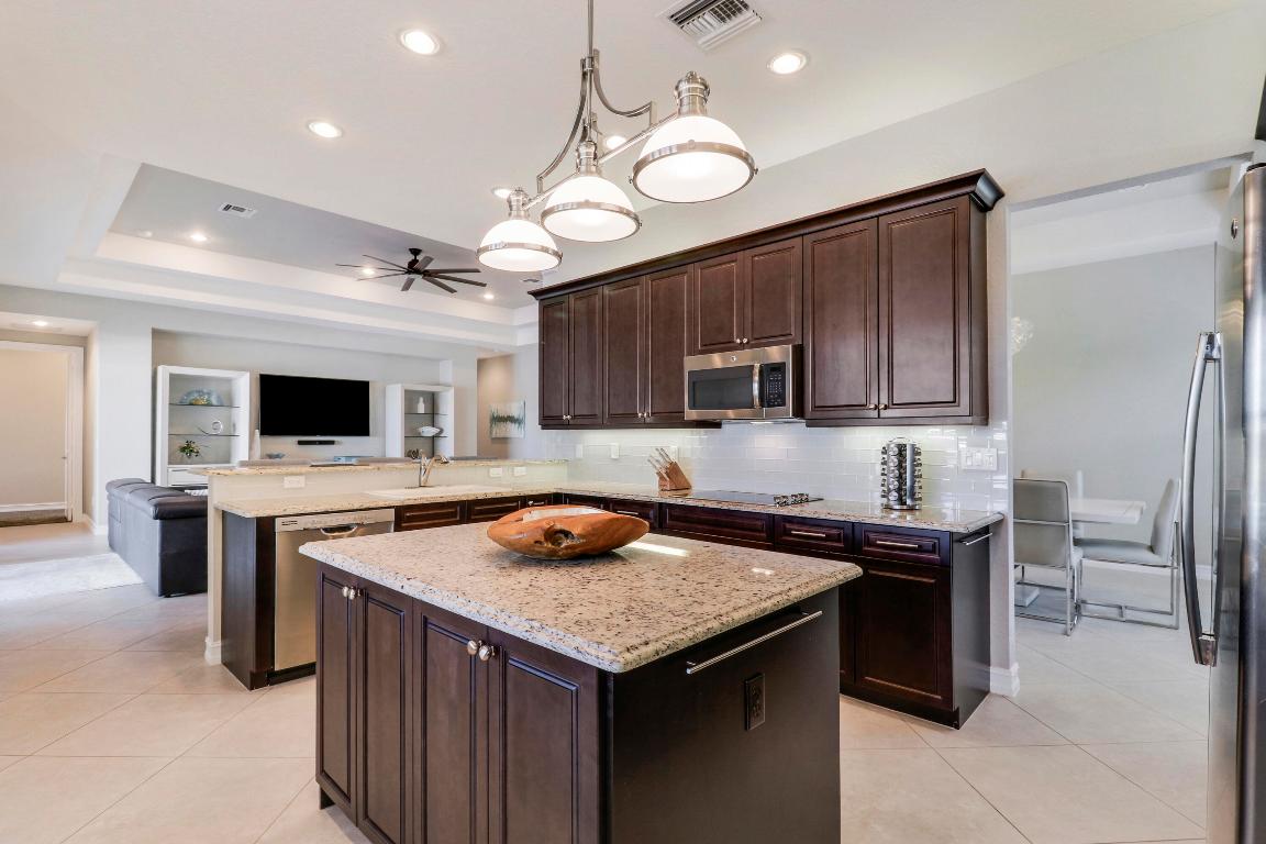 7754 Maywood Crest Drive, West Palm Beach