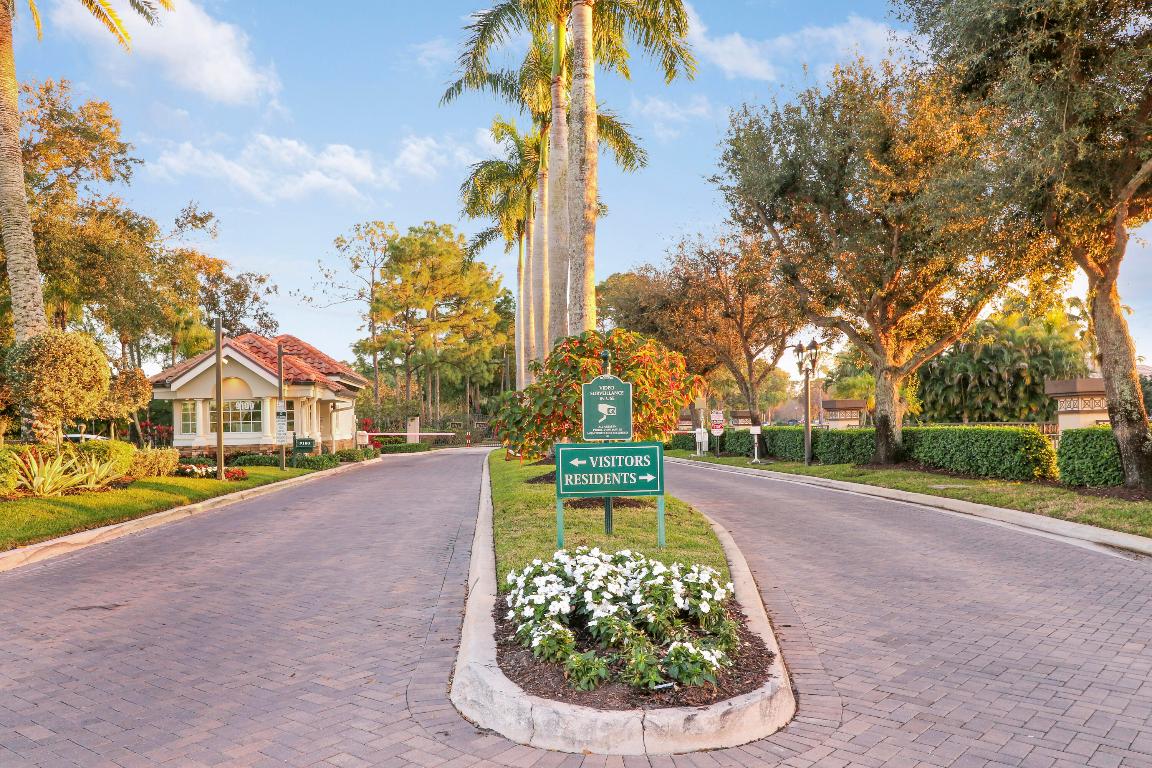 7754 Maywood Crest Drive, West Palm Beach