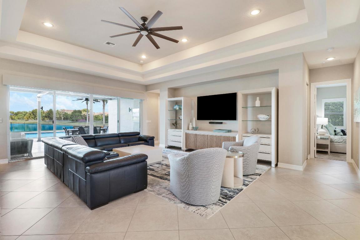7754 Maywood Crest Drive, West Palm Beach