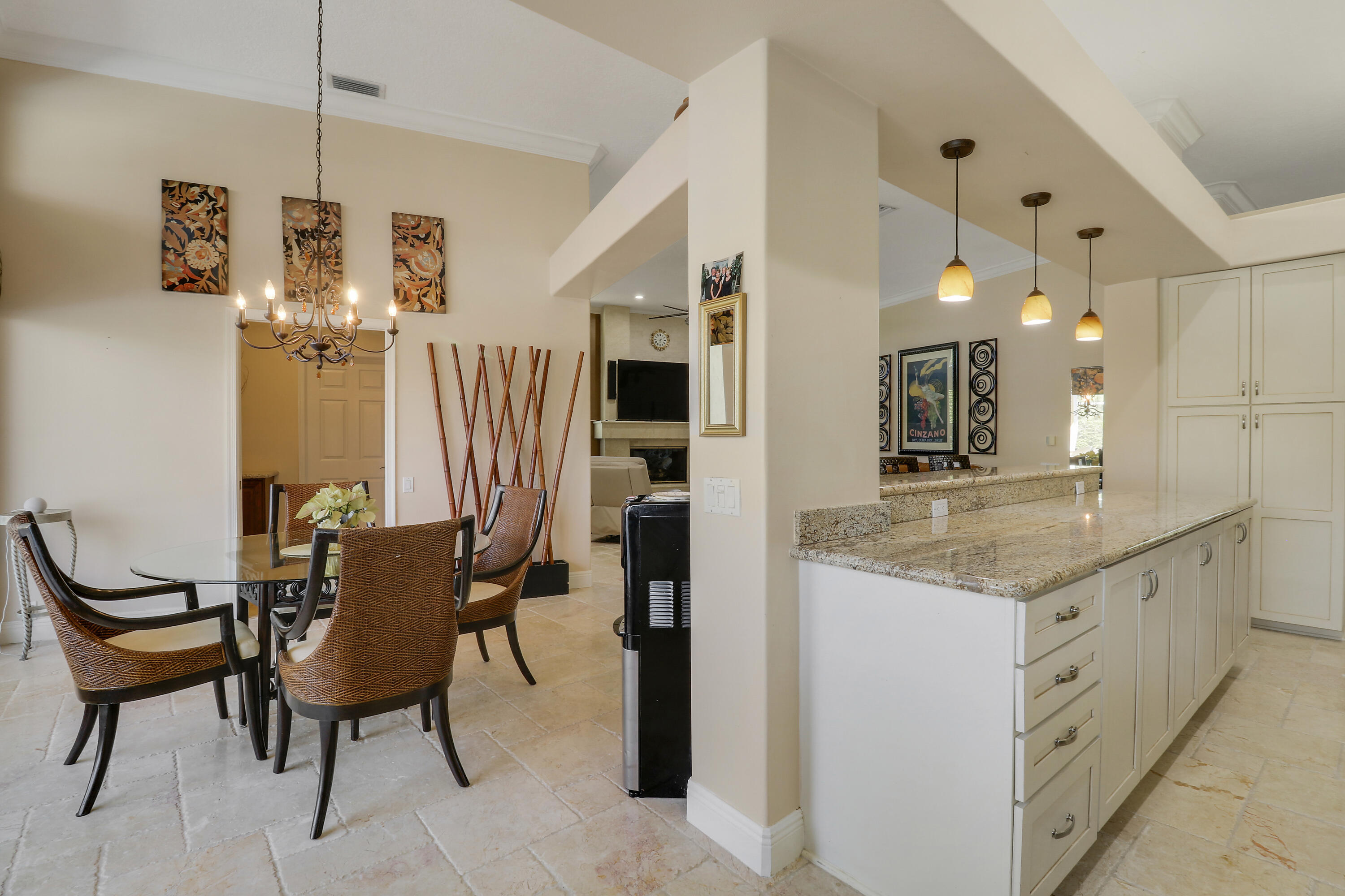 5213 Desert Vixen Road