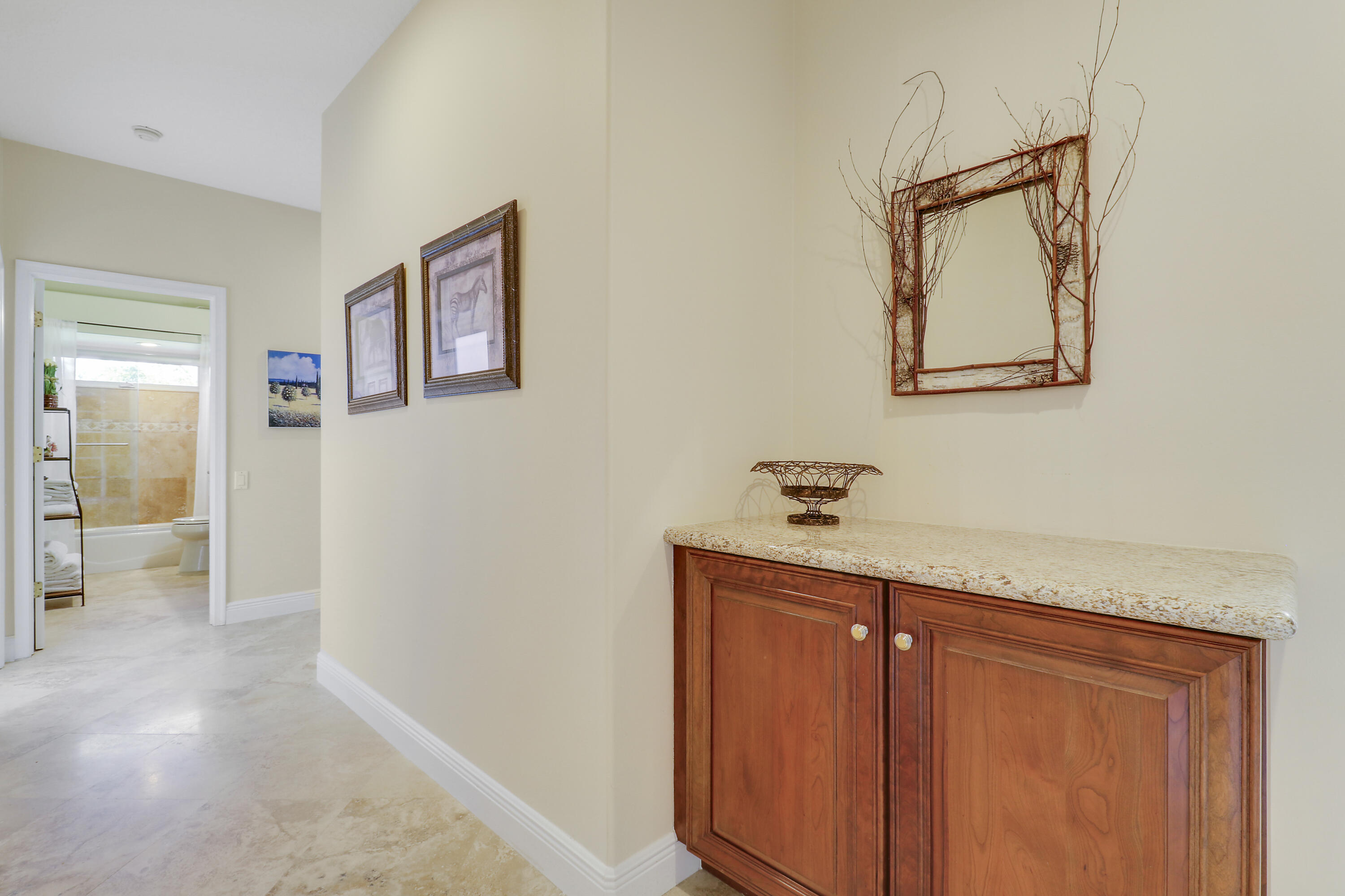 5213 Desert Vixen Road