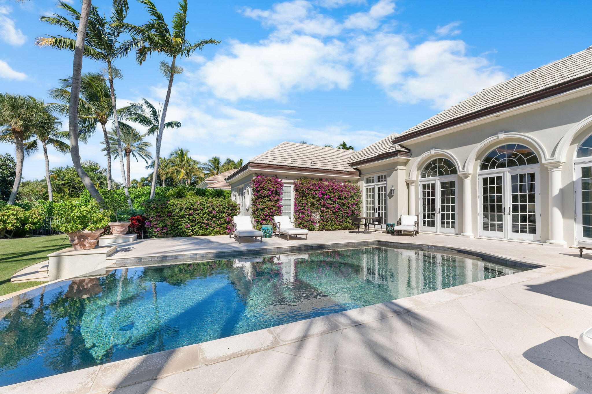 1155 Lake House Drive