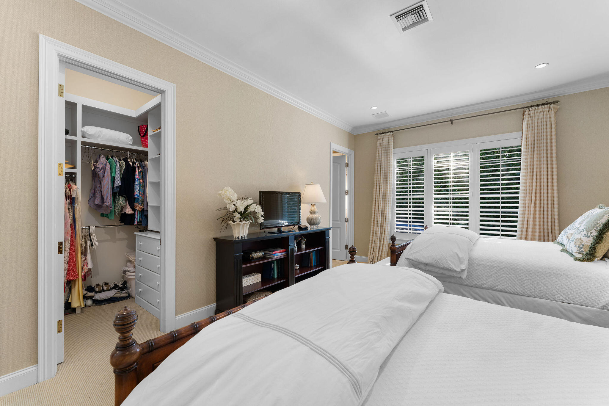 1155 Lake House Drive