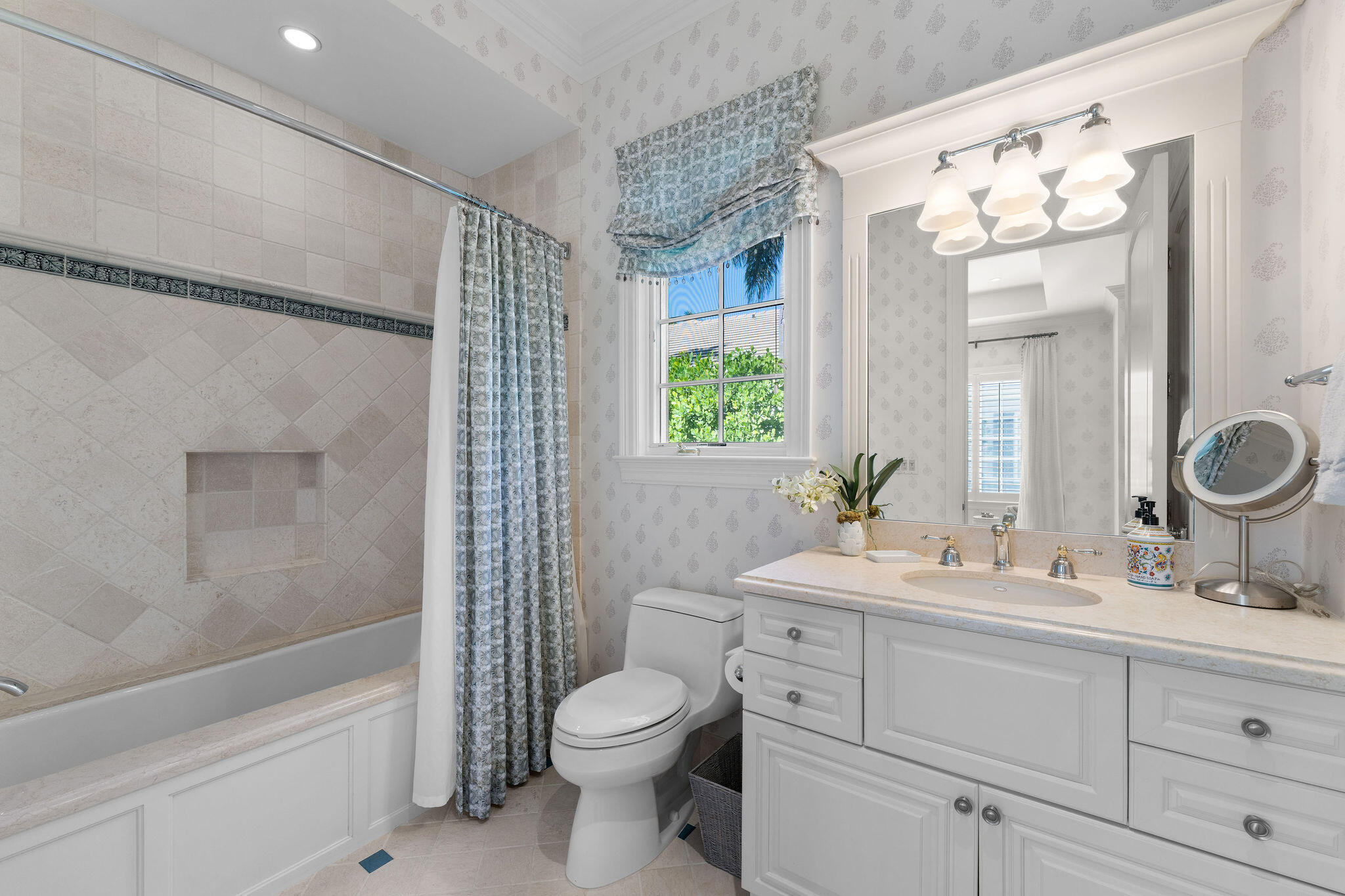 1155 Lake House Drive