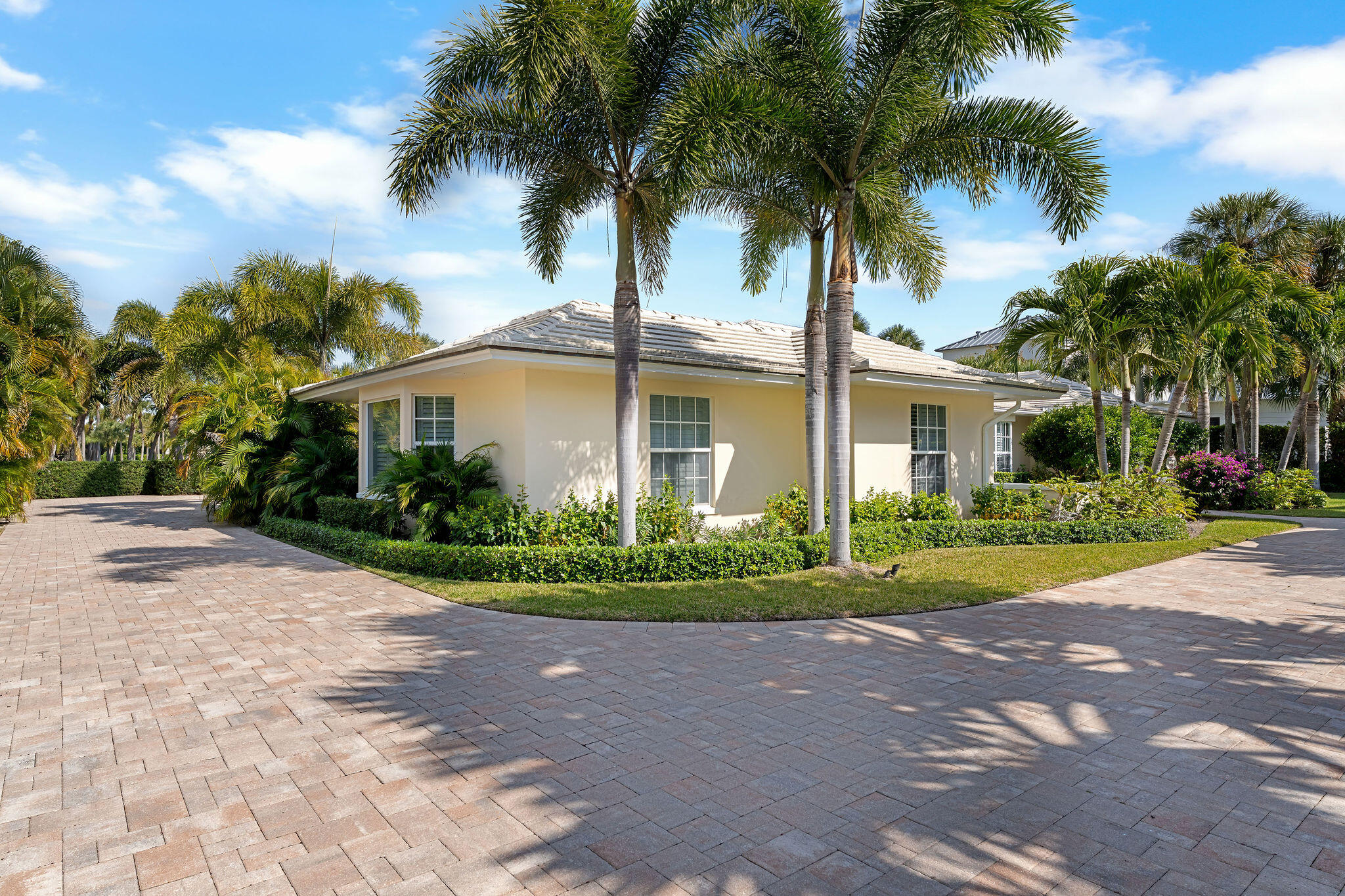 11354 Golfview Lane