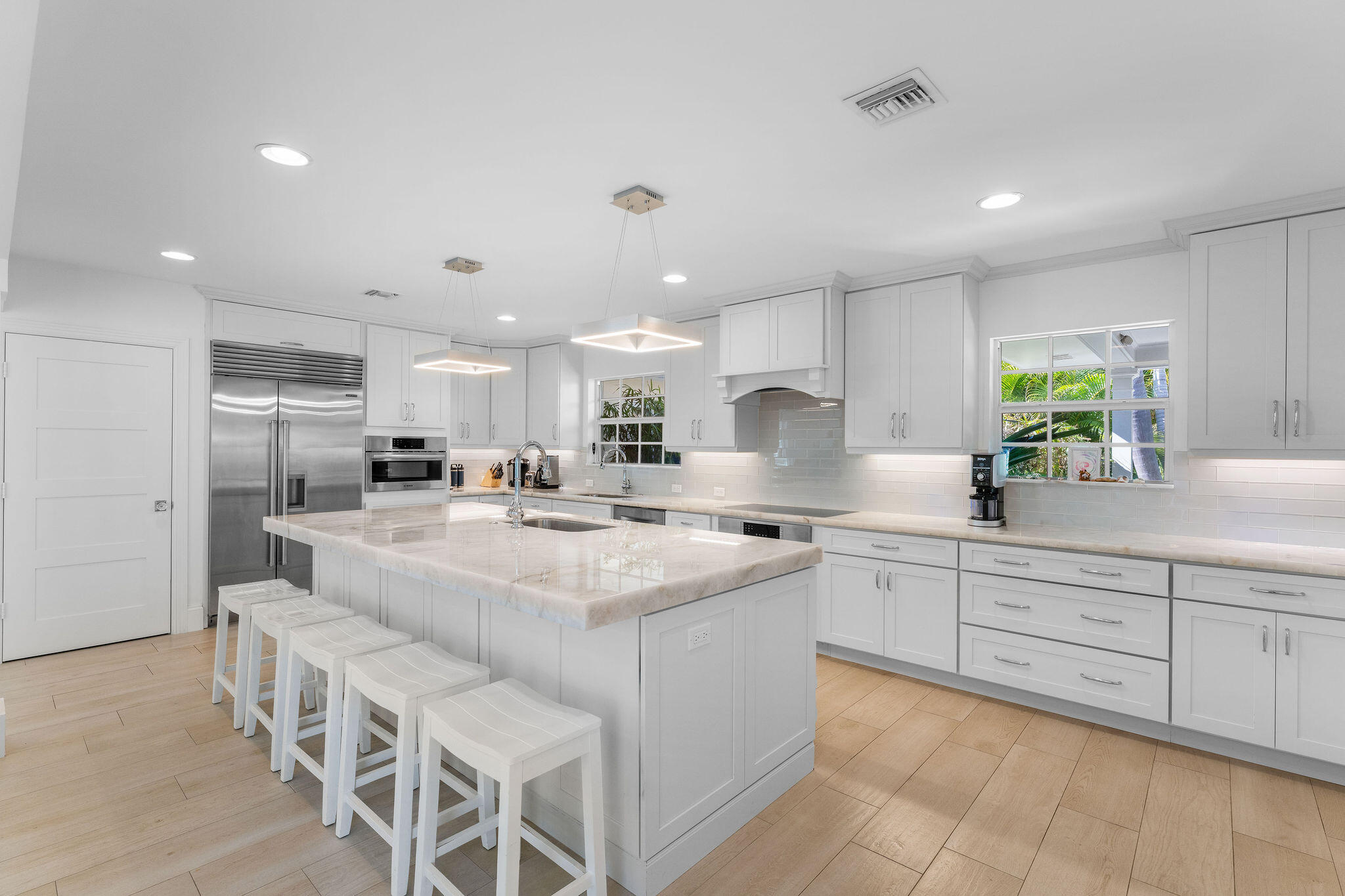 11354 Golfview Lane