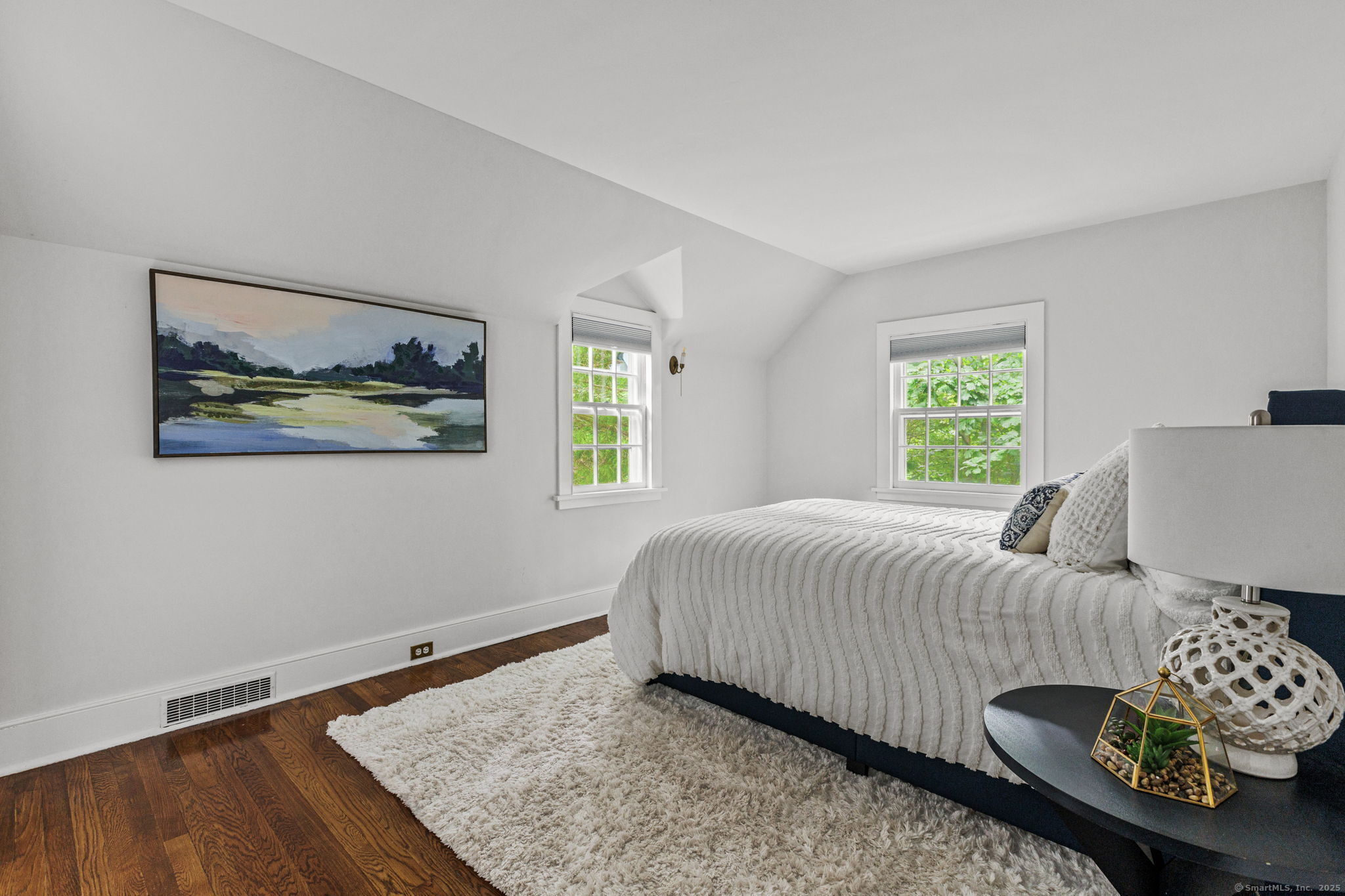 11 Cranbury Road