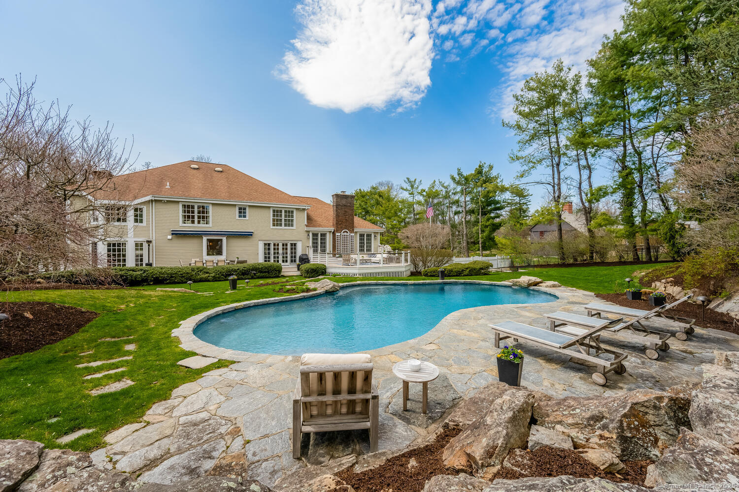 84 Nearwater Lane