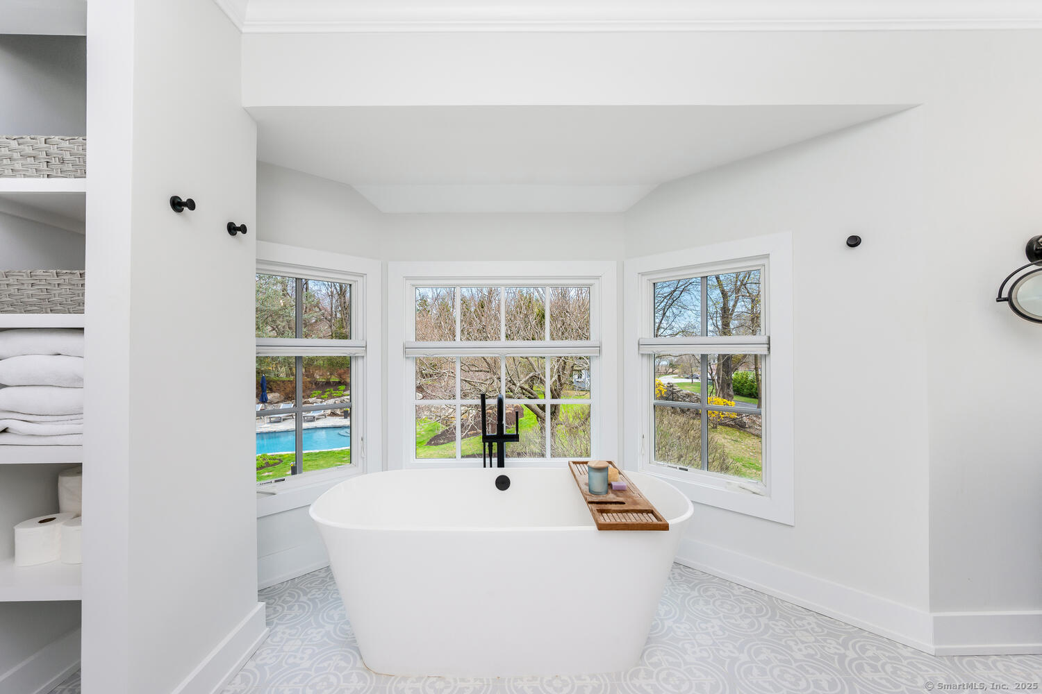 84 Nearwater Lane