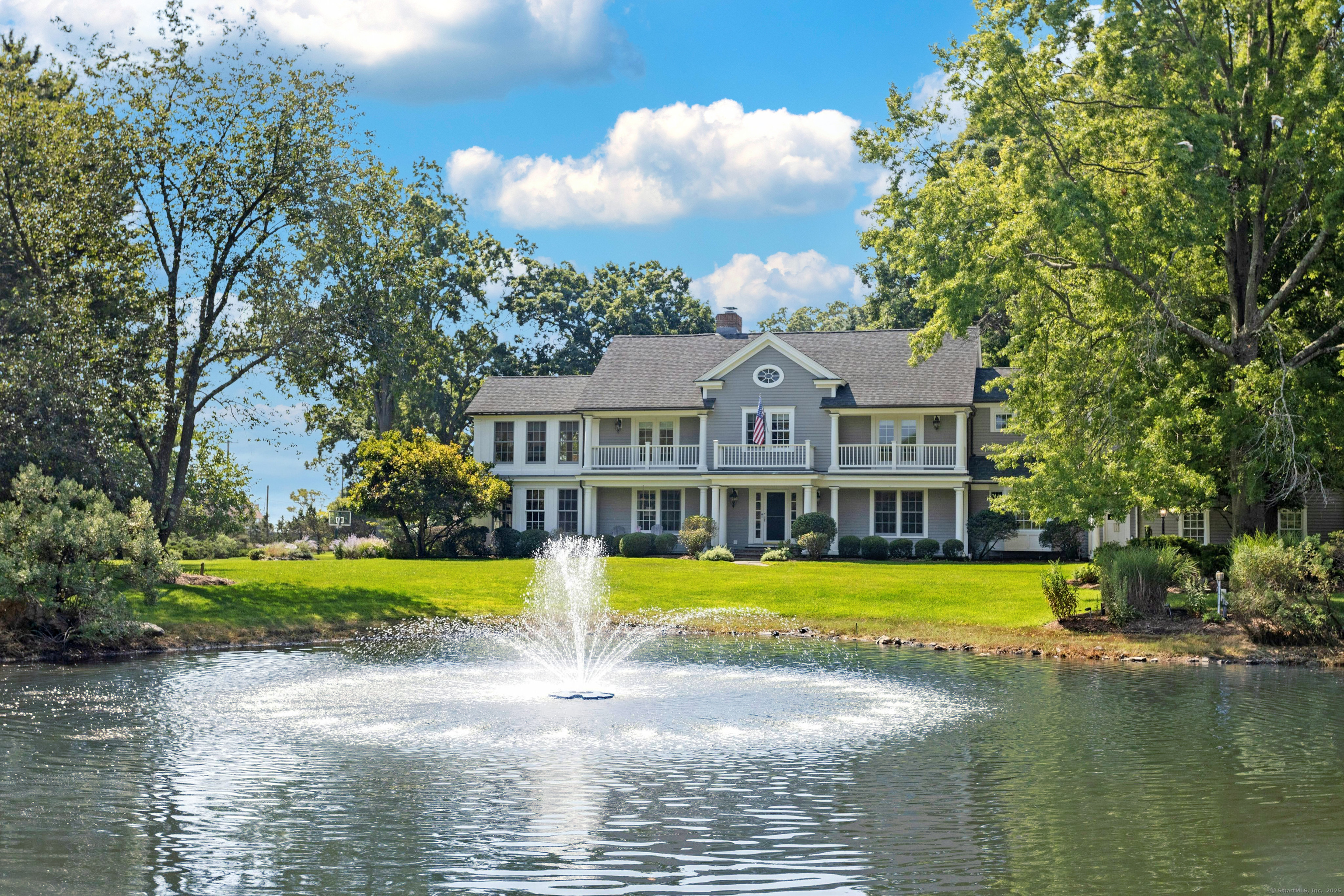 3 Contentment Island Road
