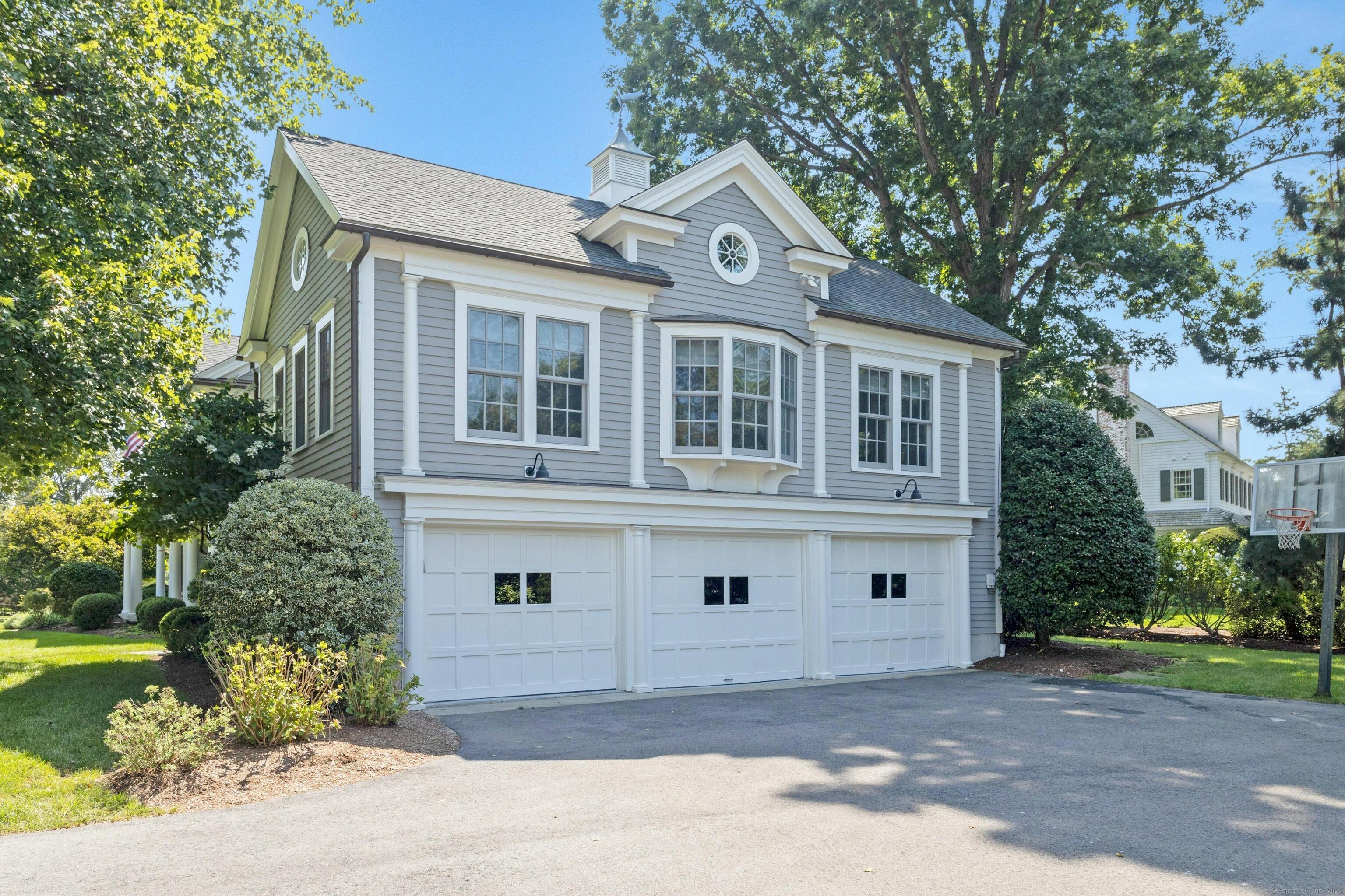 3 Contentment Island Road