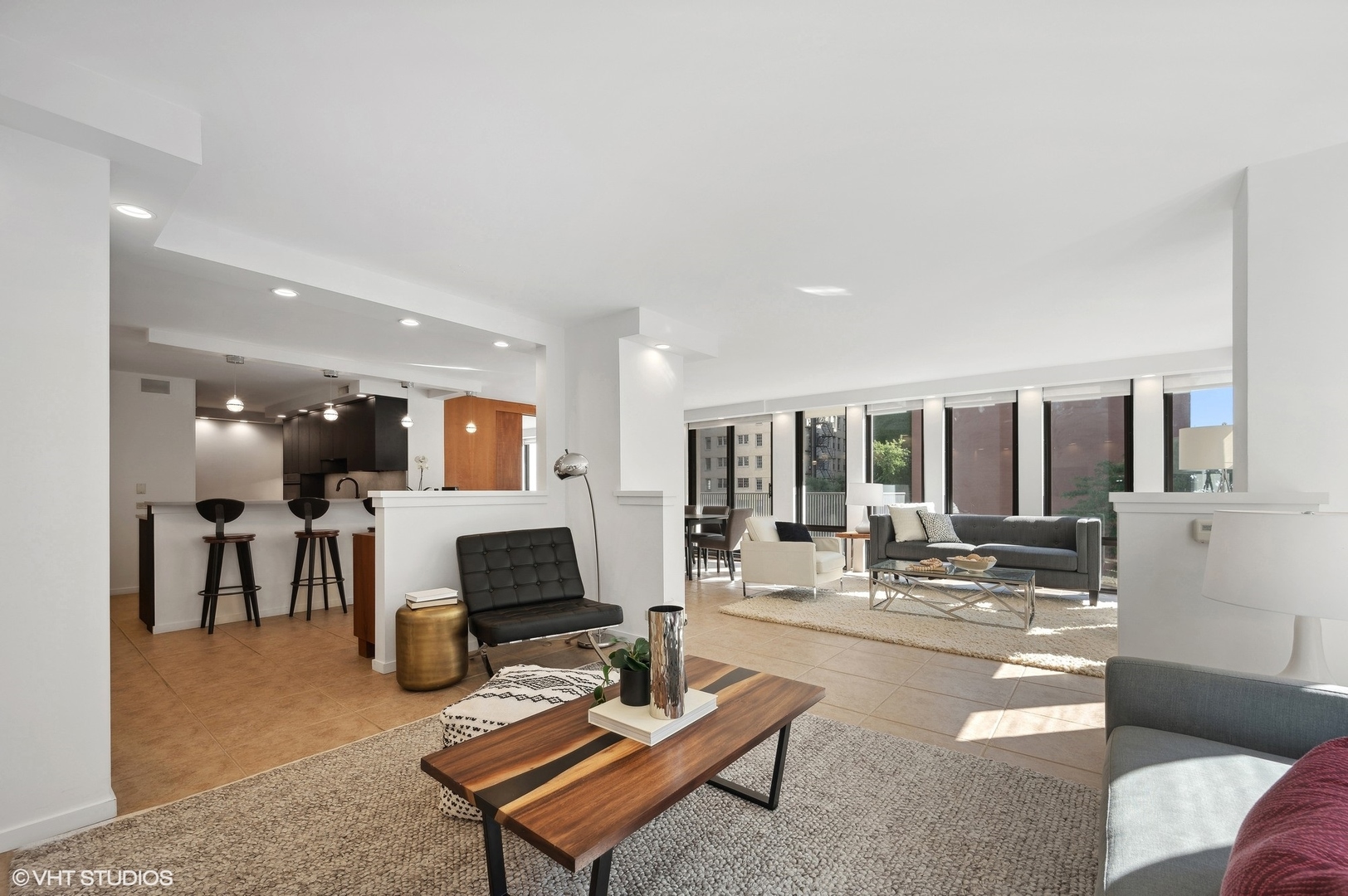 200 E Delaware Place Unit: 6D