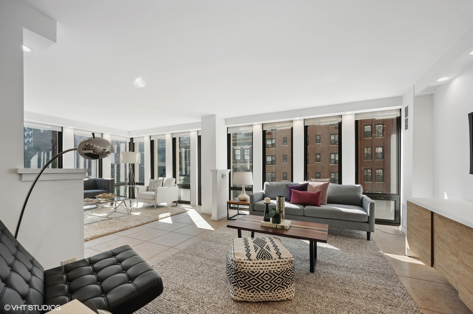 200 E Delaware Place Unit: 6D