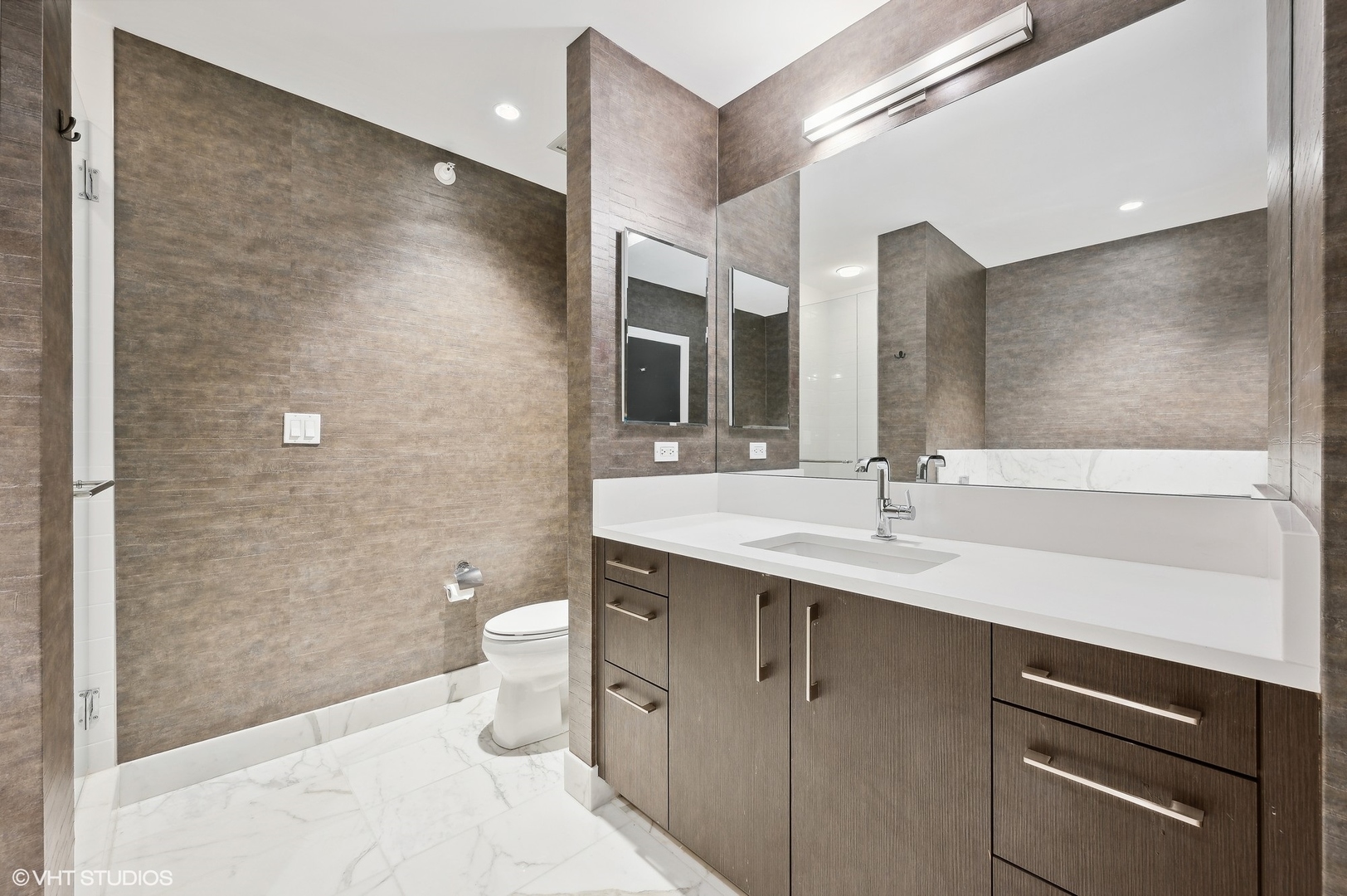 1201 S Prairie Avenue Unit: 4501