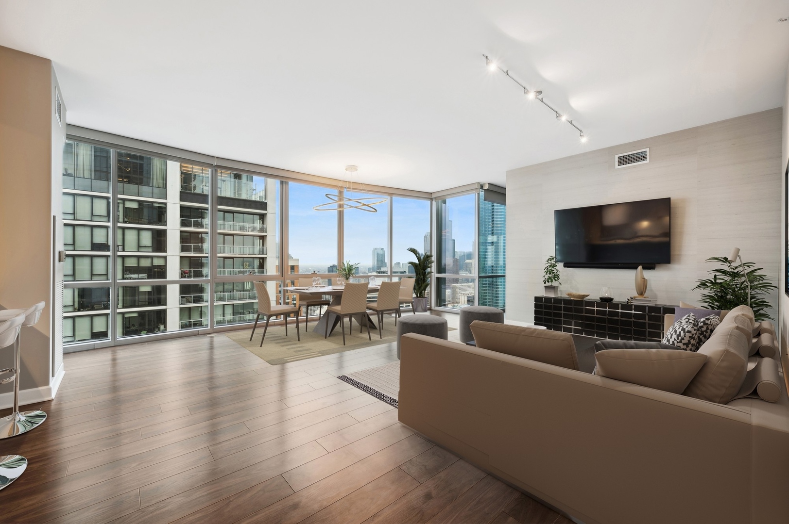 1201 S Prairie Avenue Unit: 4501