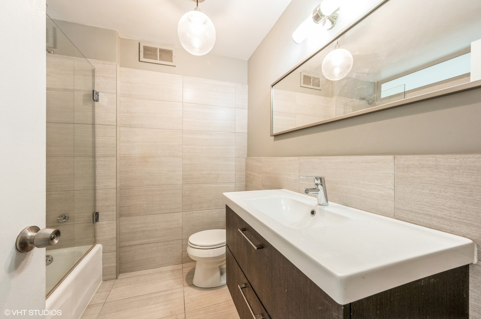 4250 N MARINE Drive Unit: 1333