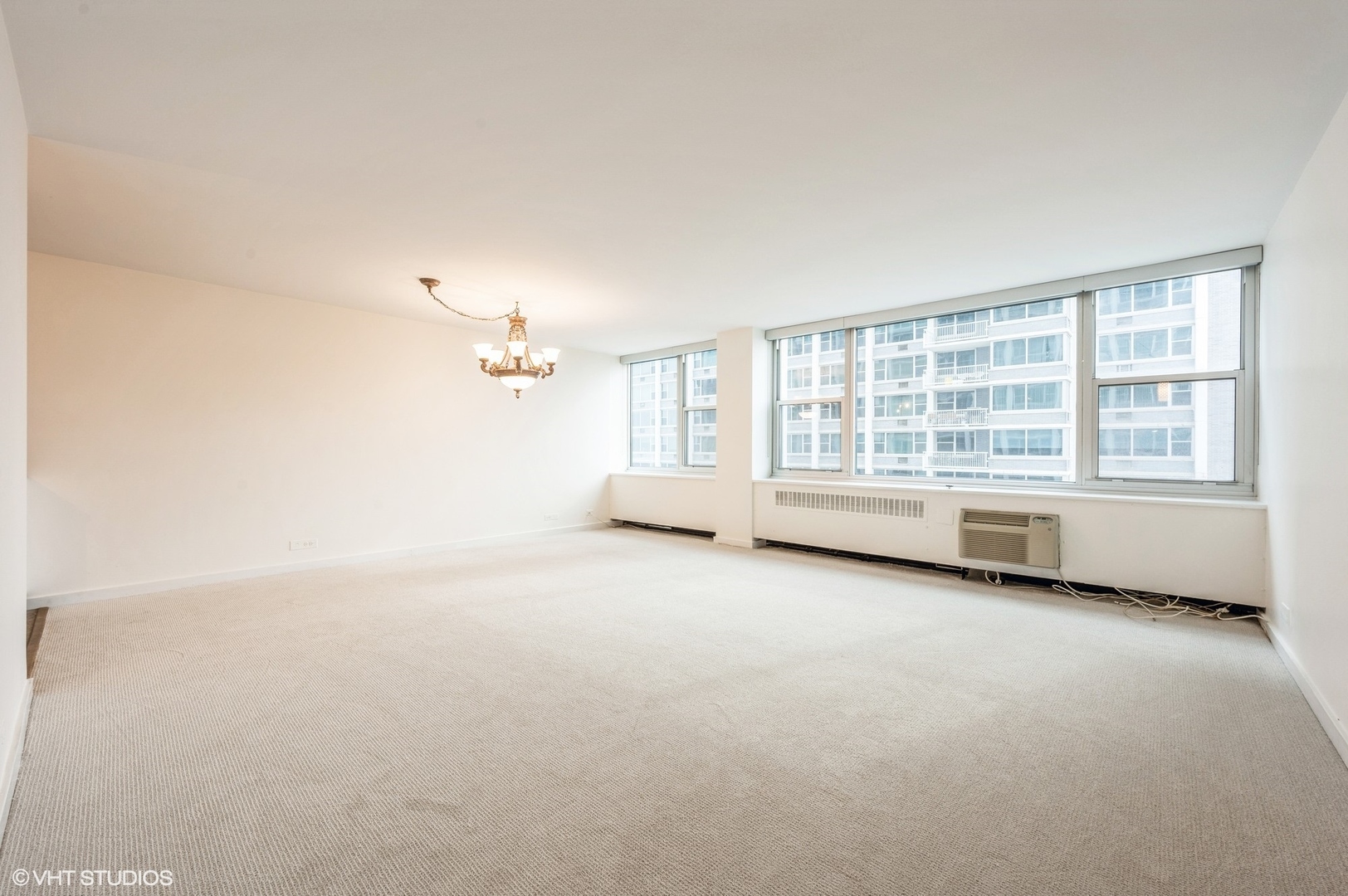 4250 N MARINE Drive Unit: 1333