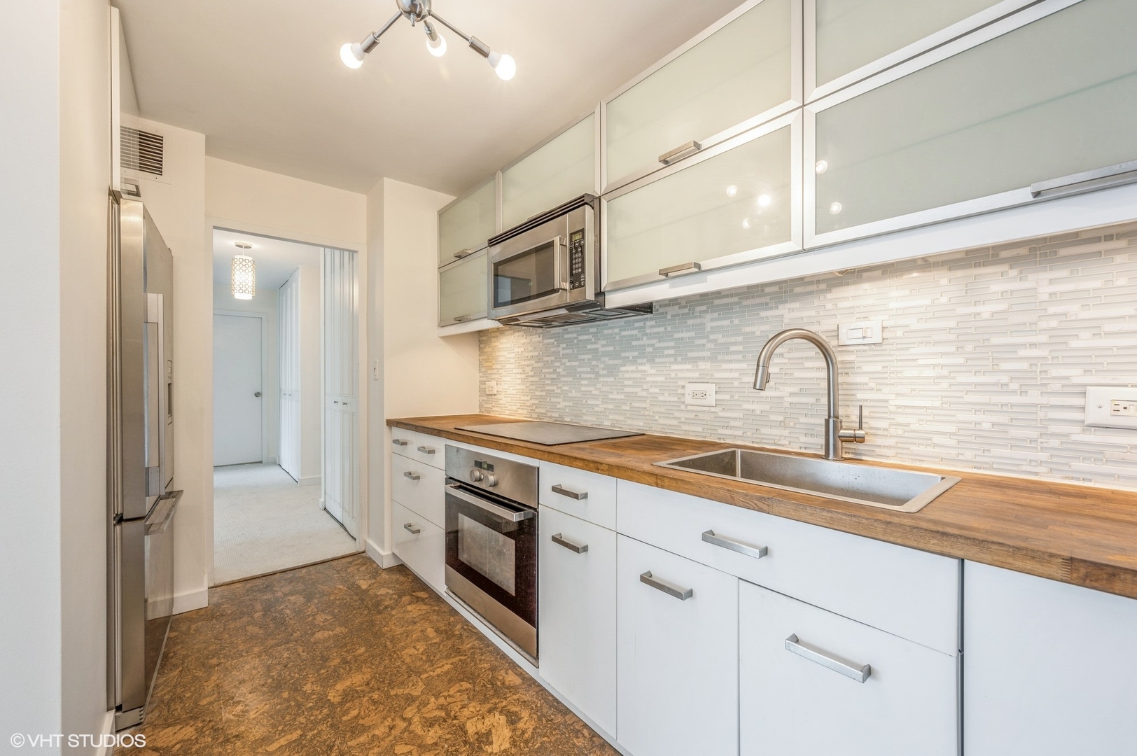 4250 N MARINE Drive Unit: 1333