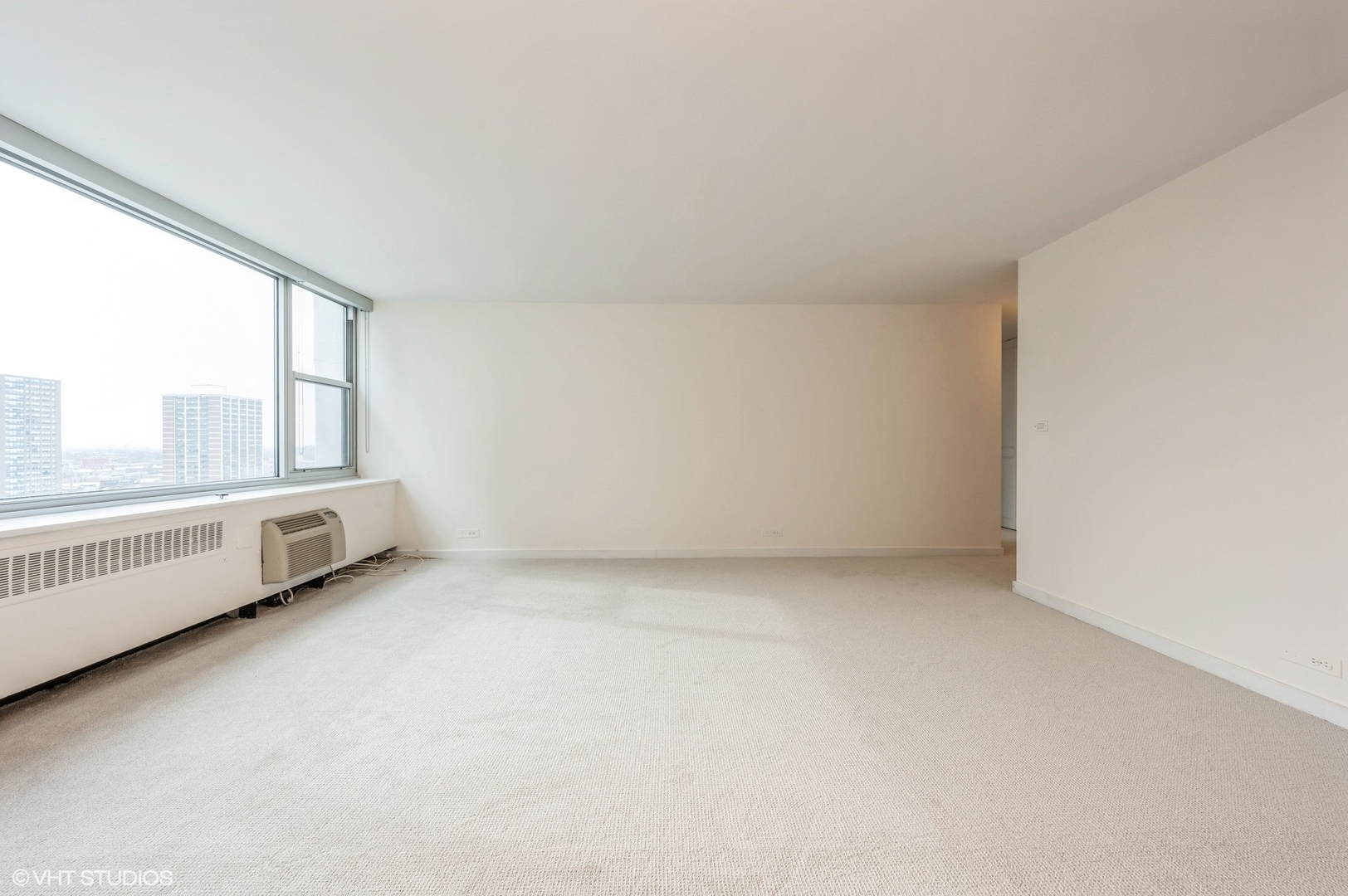 4250 N MARINE Drive Unit: 1333