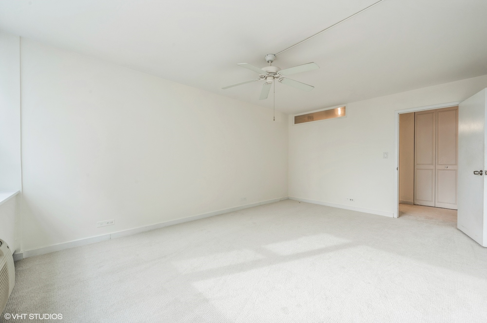 4250 N MARINE Drive Unit: 1333