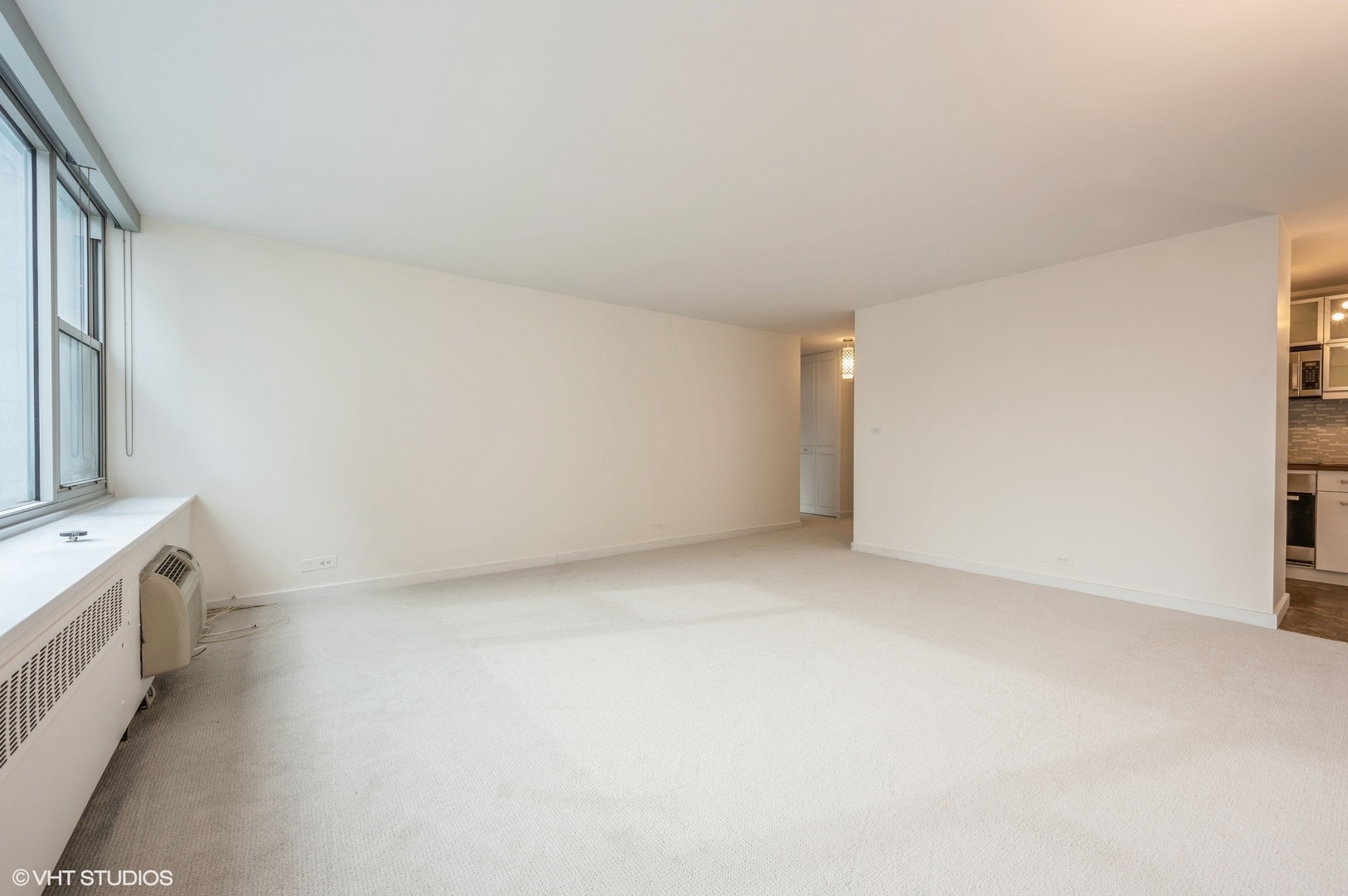 4250 N MARINE Drive Unit: 1333