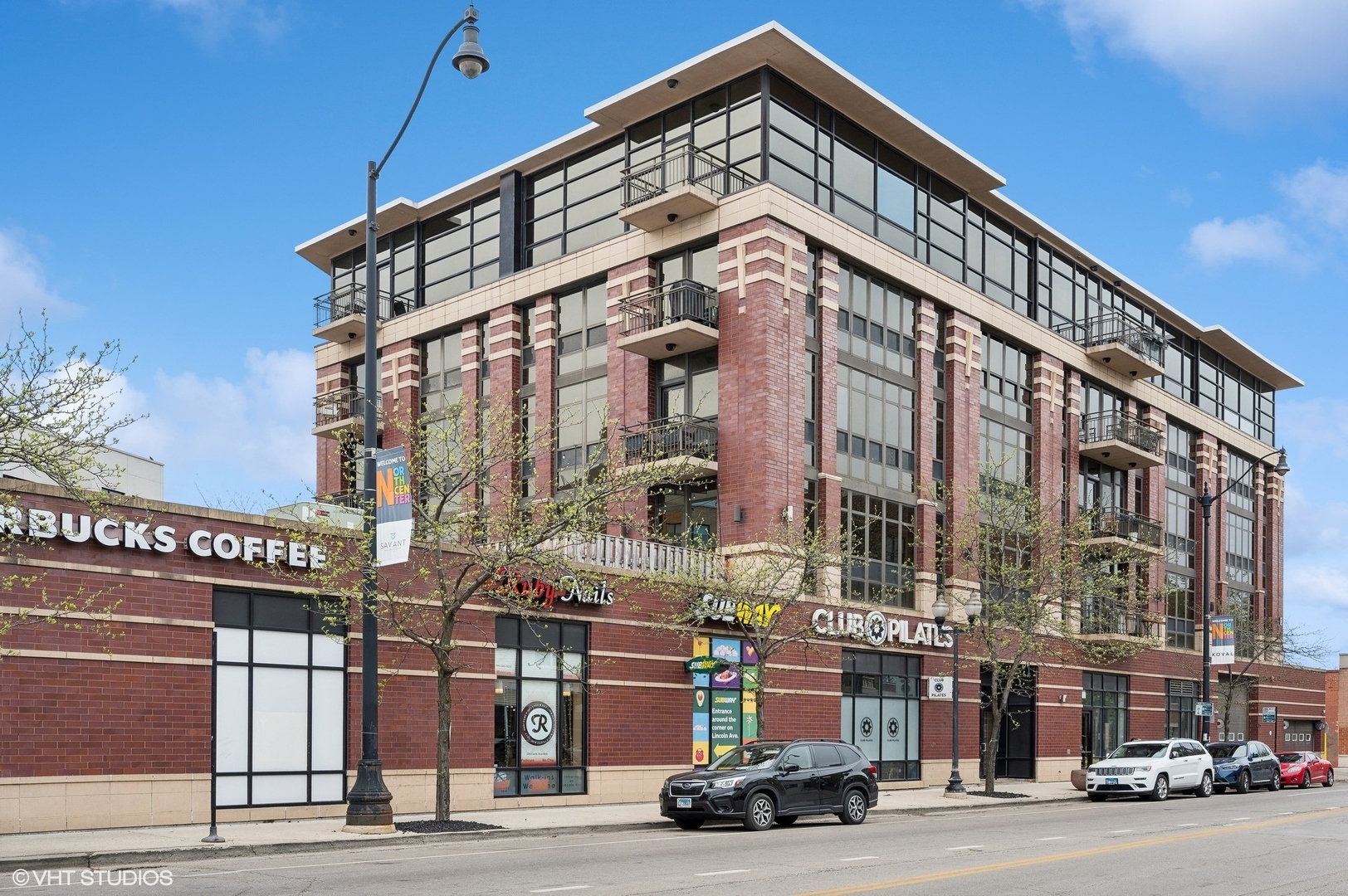 4020 N Damen Avenue Unit: 202