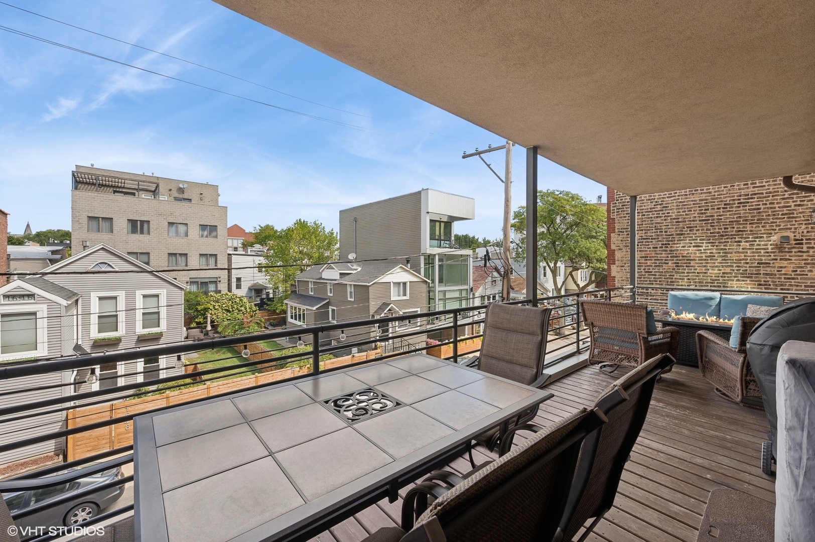 1645 W Ontario Street Unit: 1E