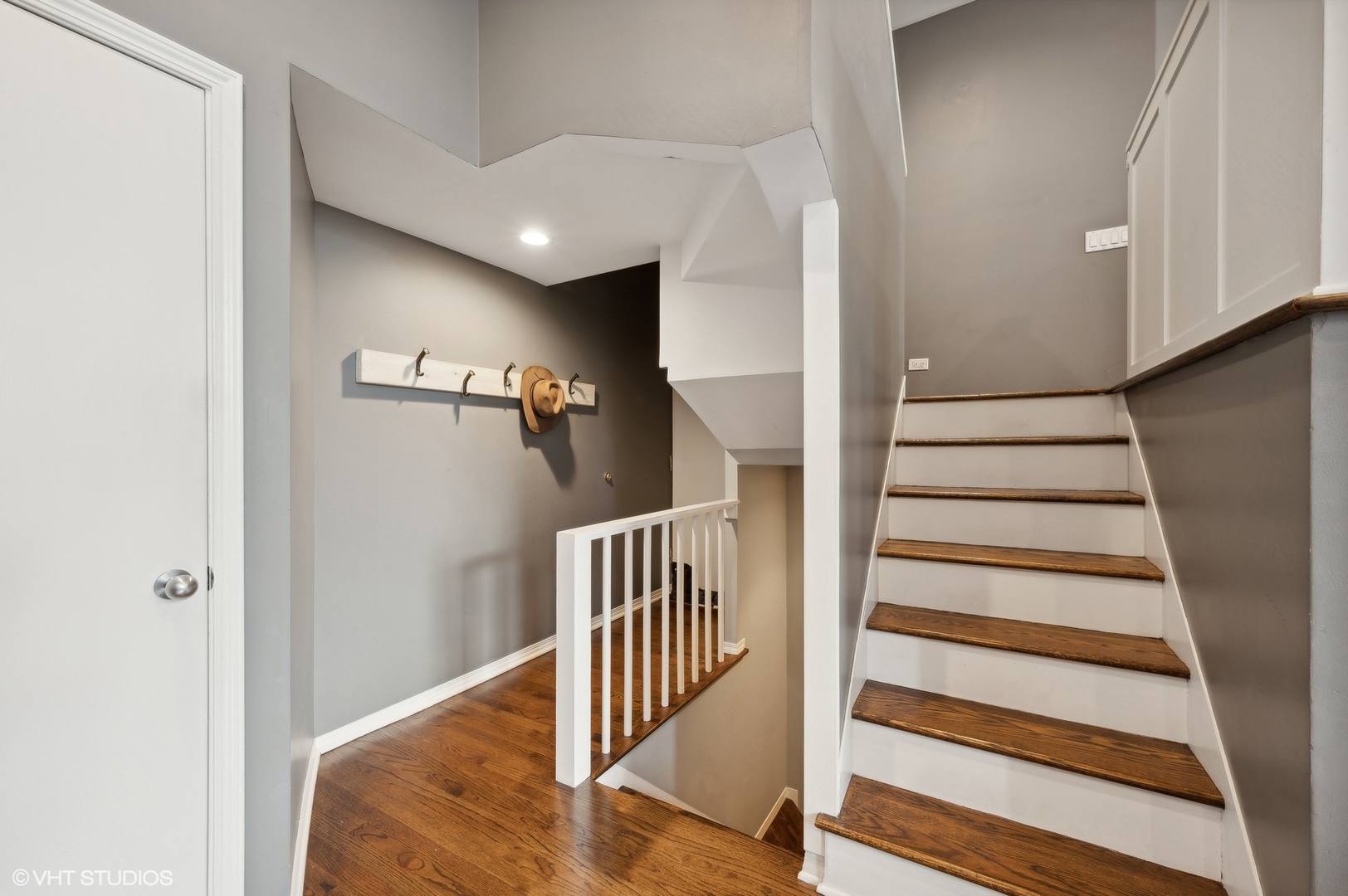 1645 W Ontario Street Unit: 1E