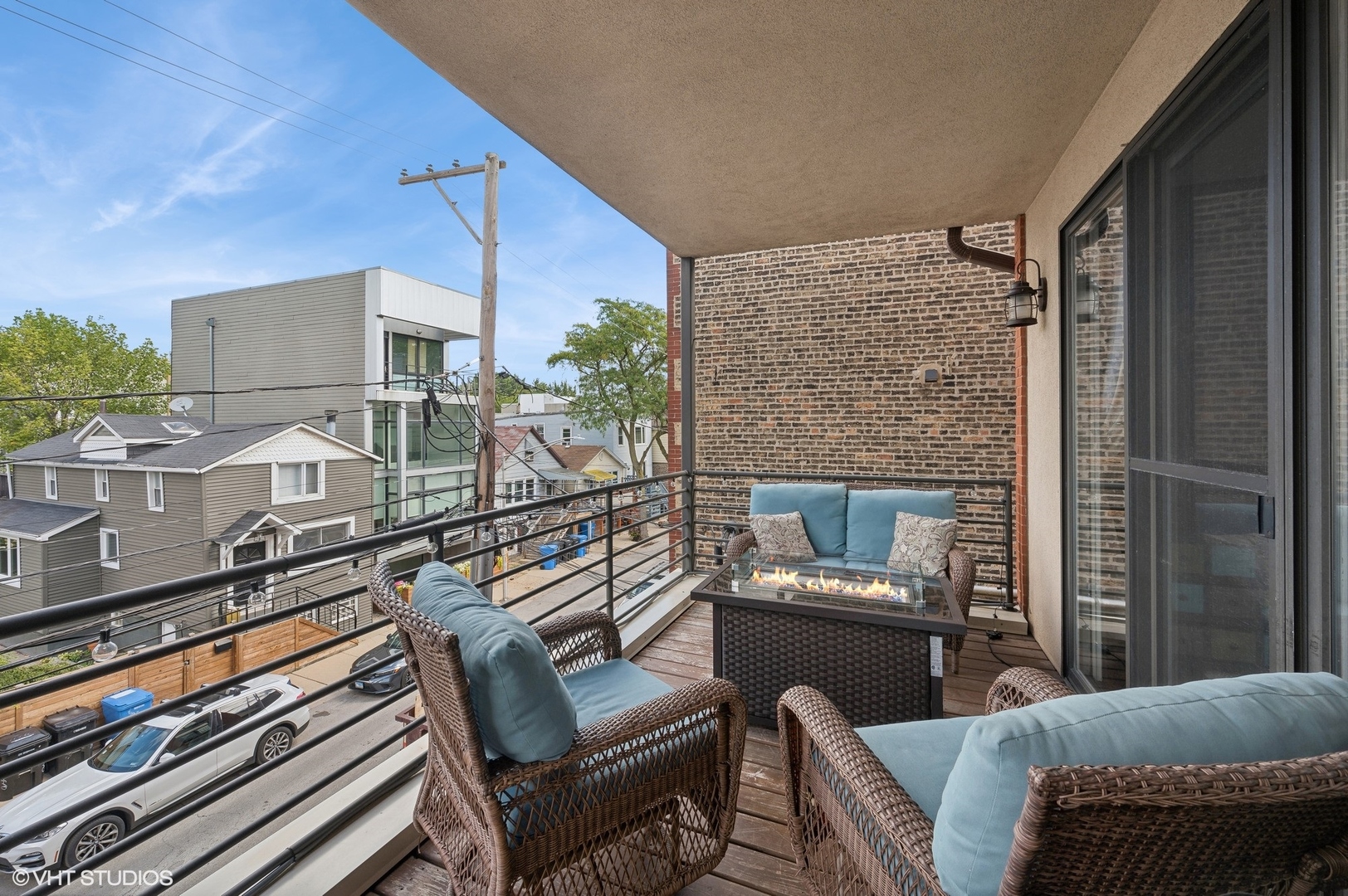 1645 W Ontario Street Unit: 1E