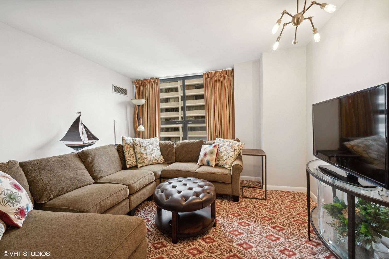 1410 N State Street Unit: 13A