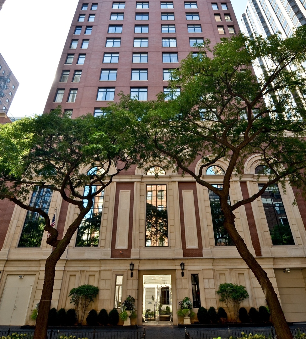 1122 N Dearborn Street Unit: 7A