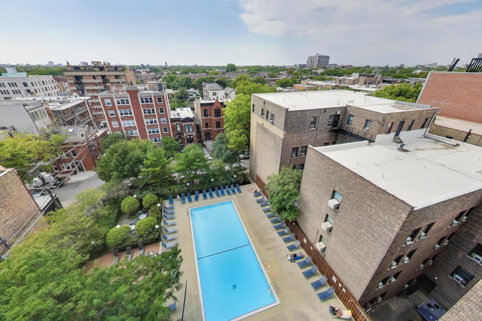 2020 N LINCOLN PARK WEST Unit: 7A