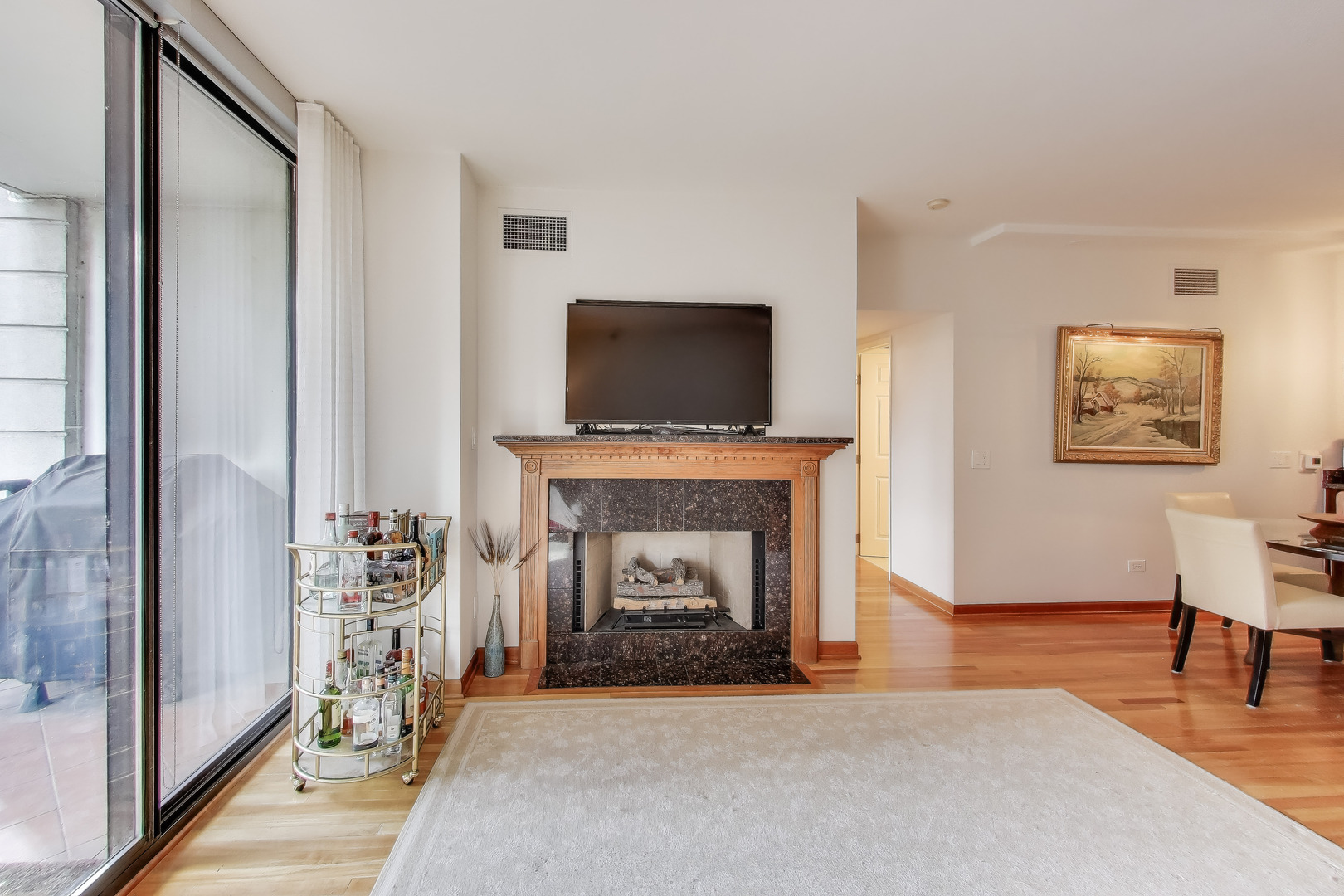 55 W DELAWARE Place Unit: 810
