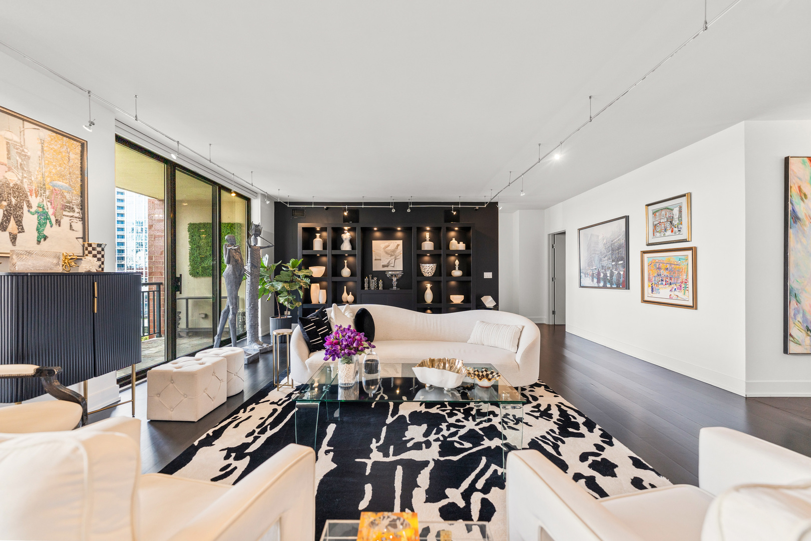 55 W Delaware Place Unit: 1011