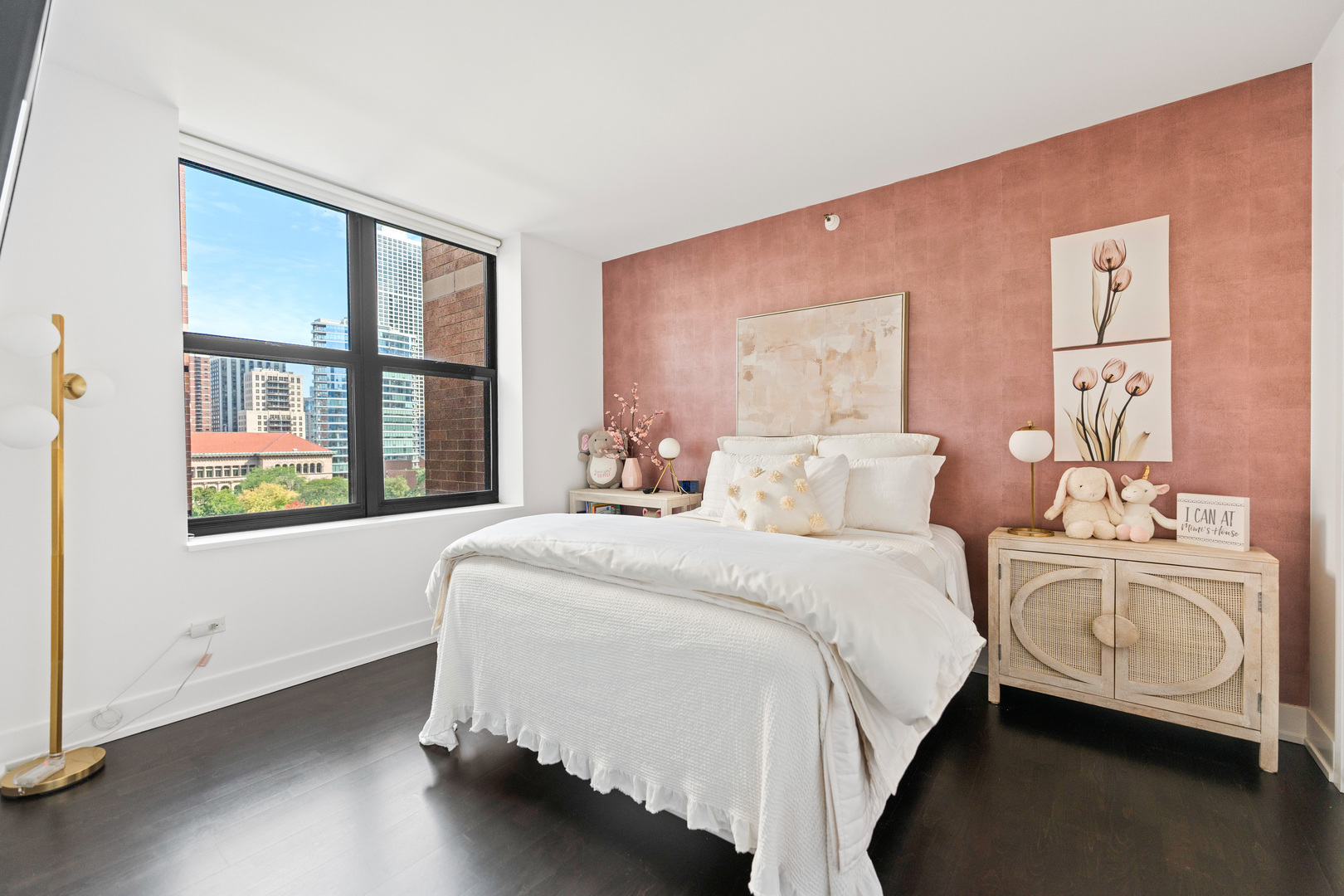 55 W Delaware Place Unit: 1011