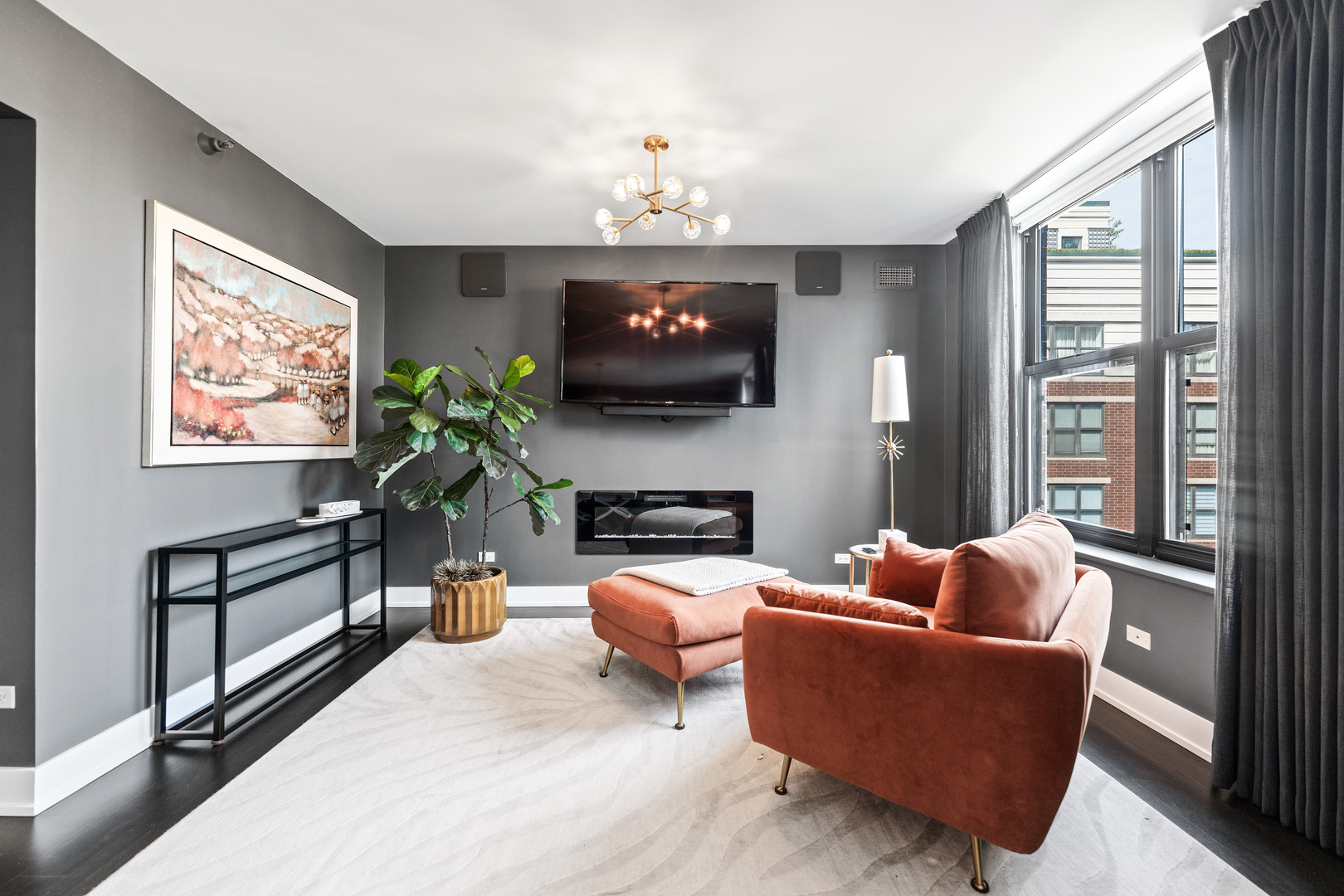 55 W Delaware Place Unit: 1011