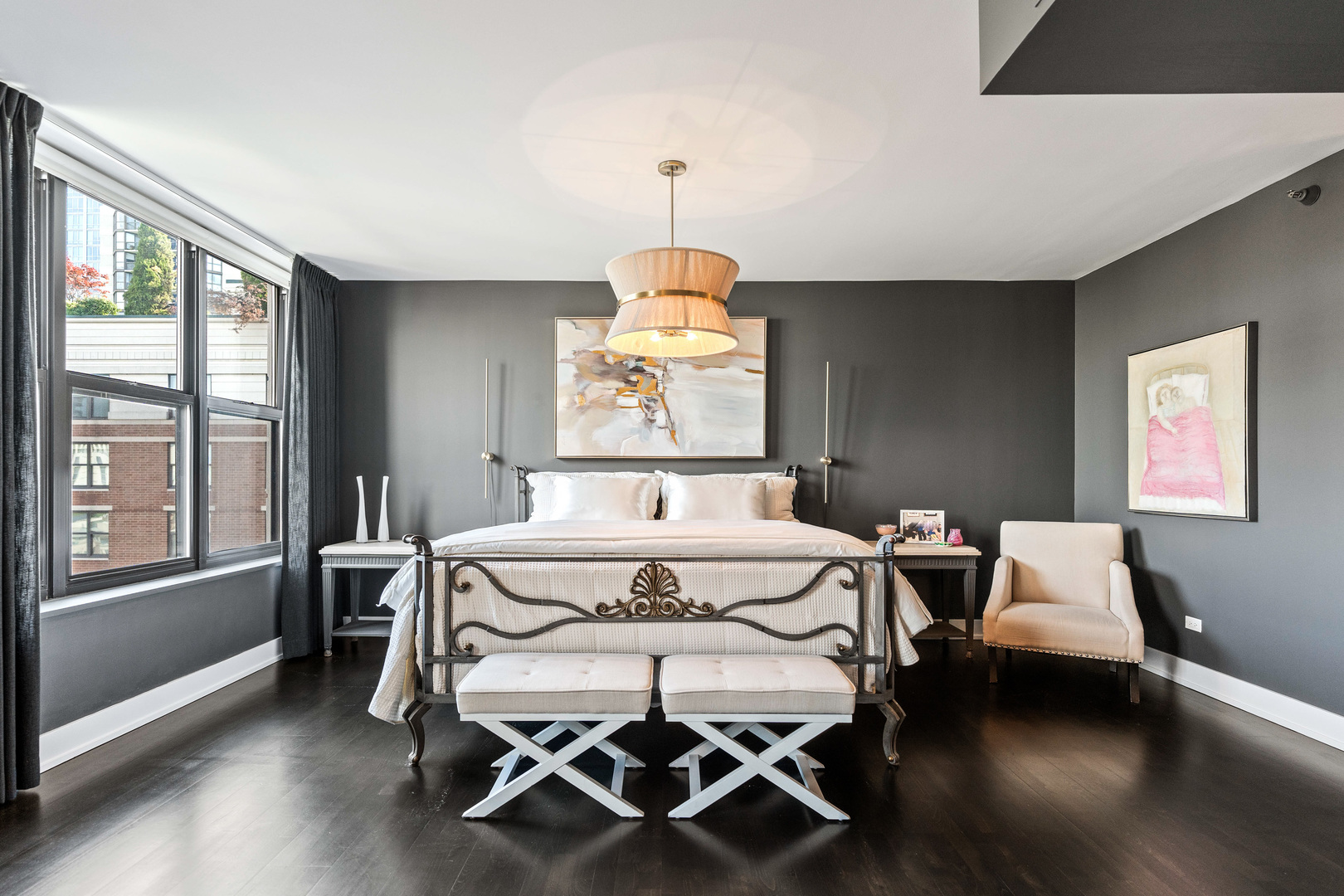 55 W Delaware Place Unit: 1011