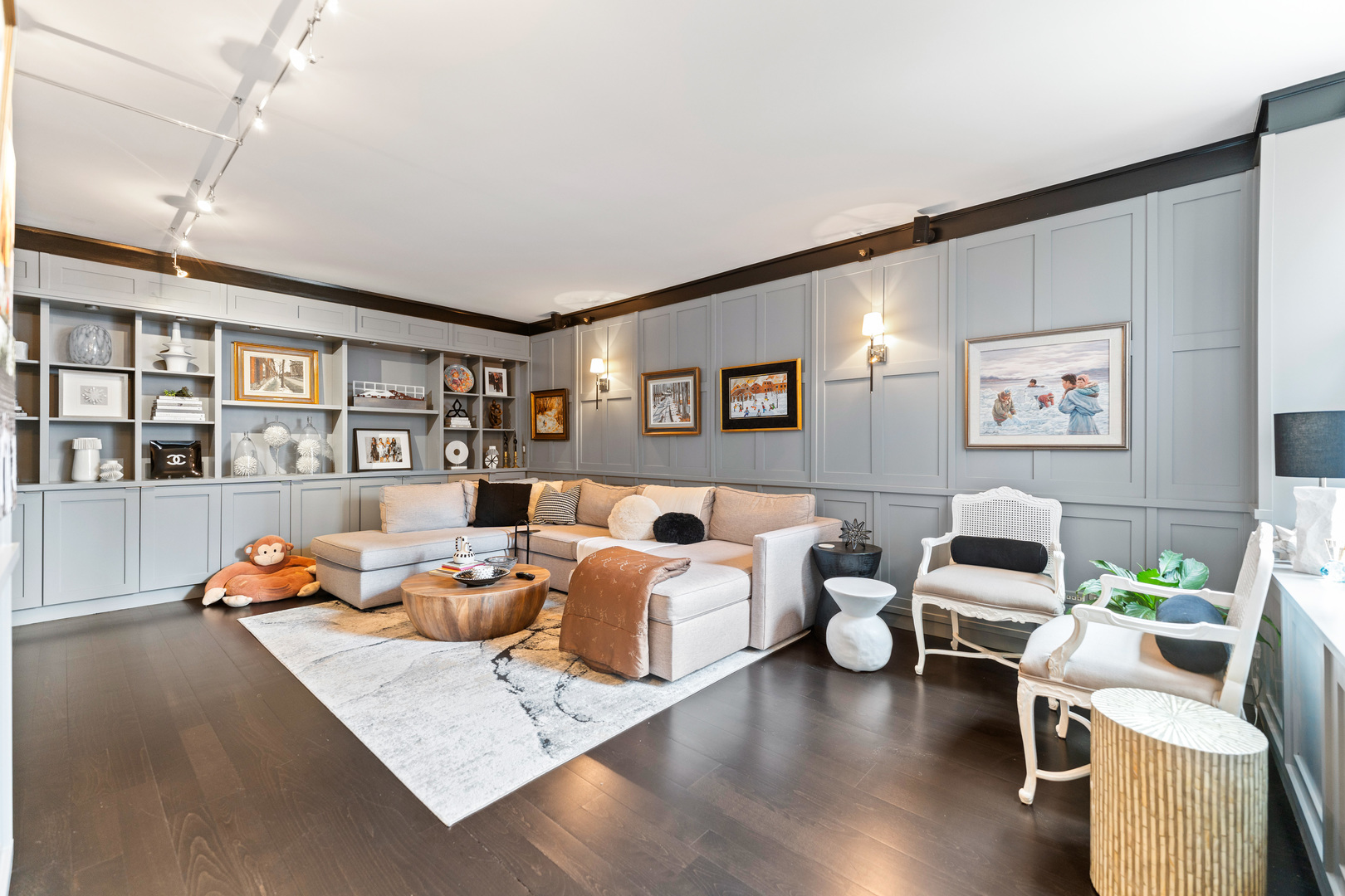 55 W Delaware Place Unit: 1011