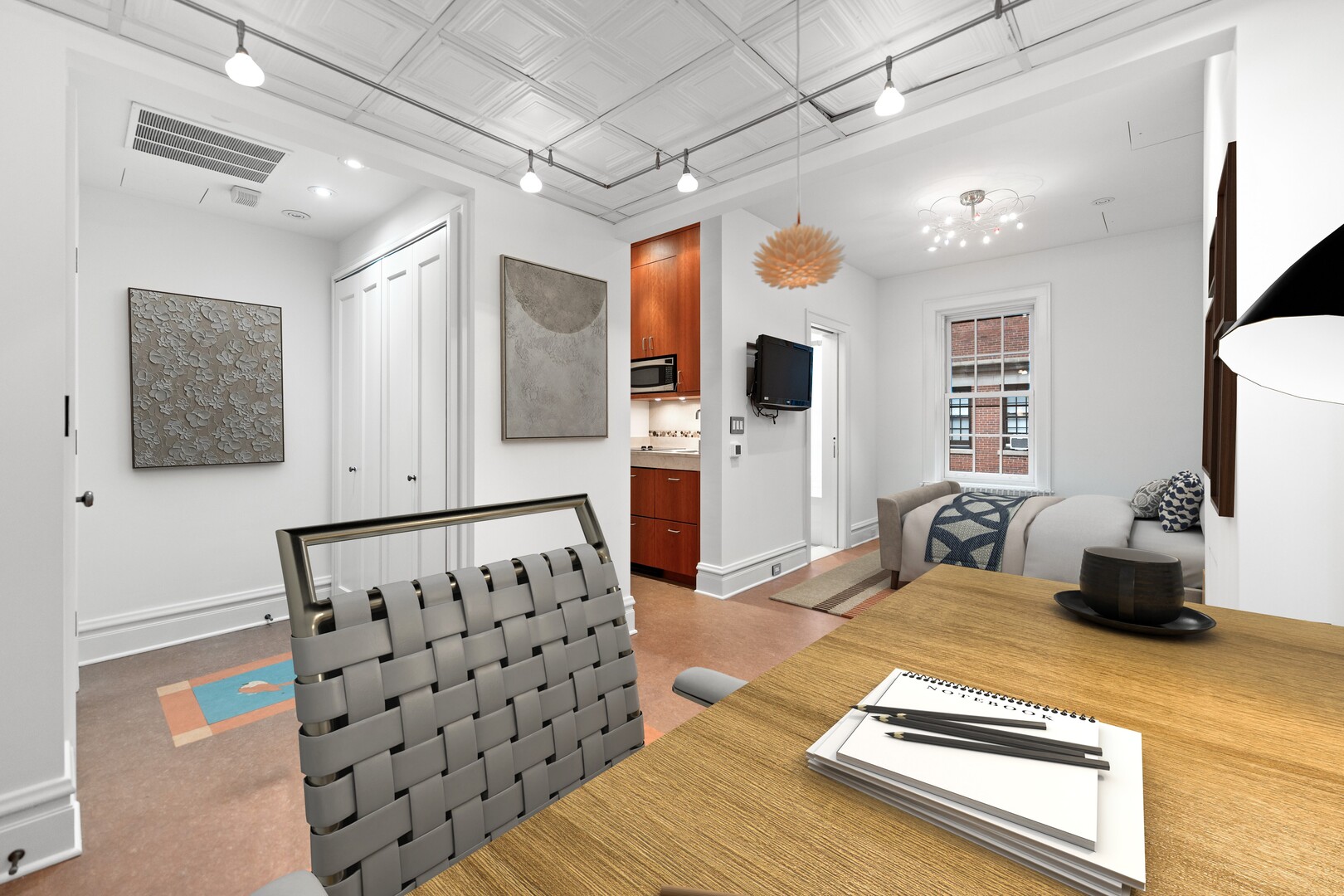 2600 N Lakeview Avenue Unit: 9B