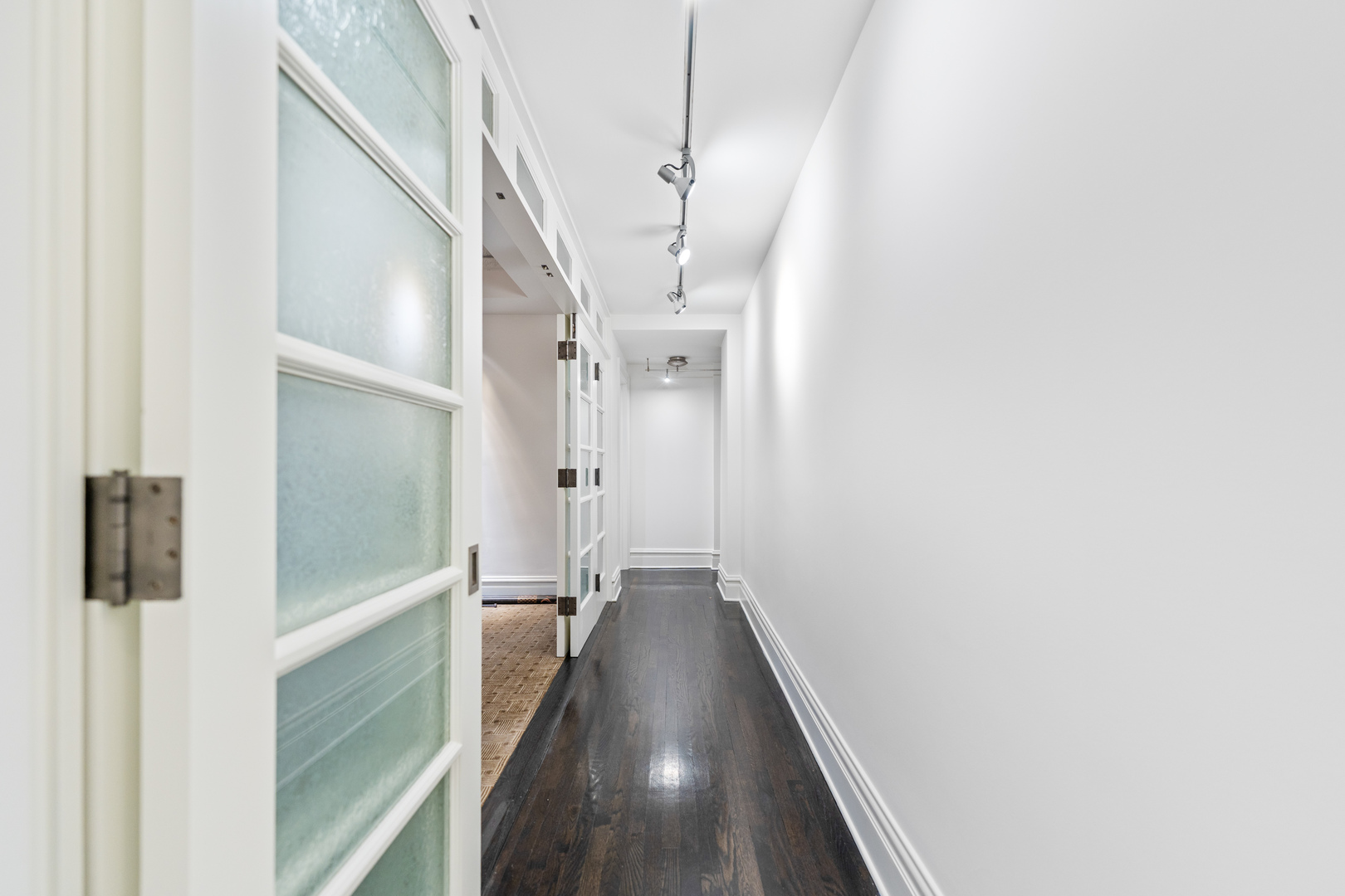 2600 N Lakeview Avenue Unit: 9B