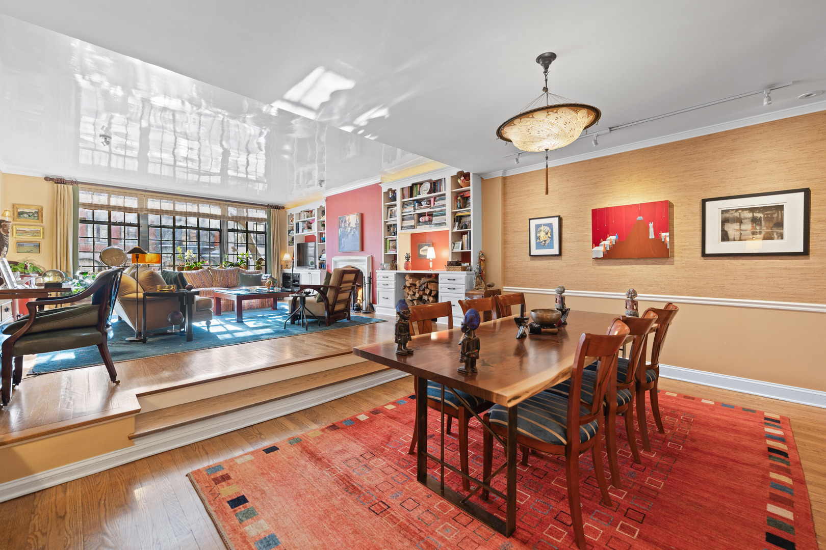 26 E SCOTT Street Unit: 3