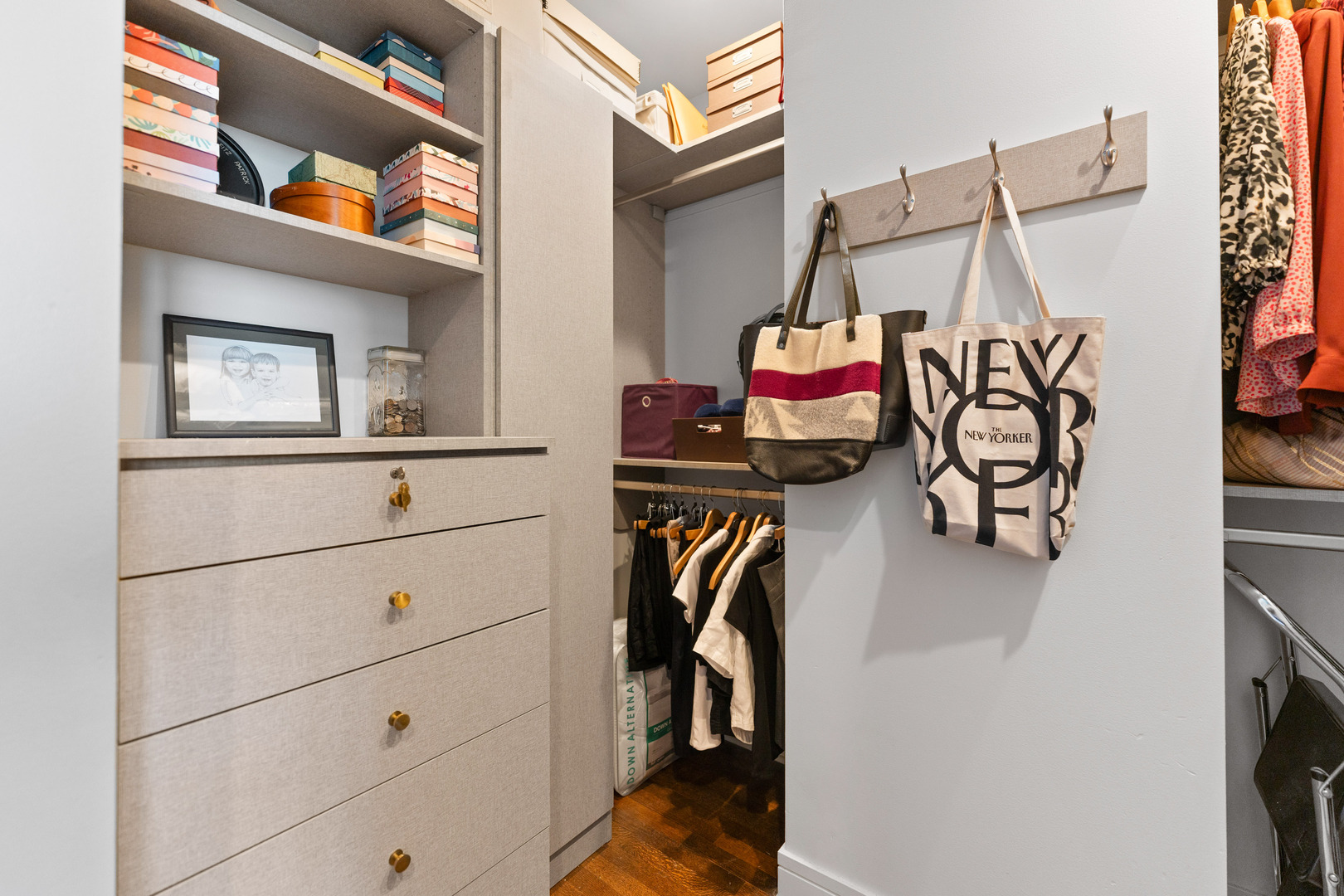 500 W Superior Street Unit: 1508