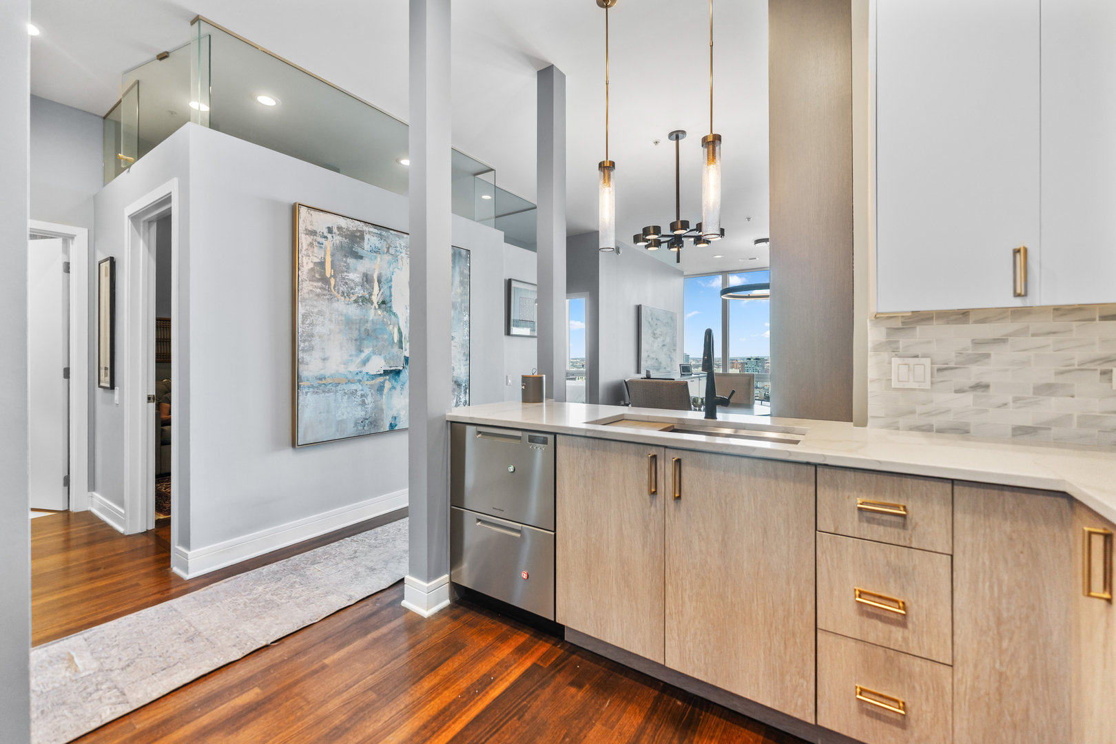 500 W Superior Street Unit: 1508