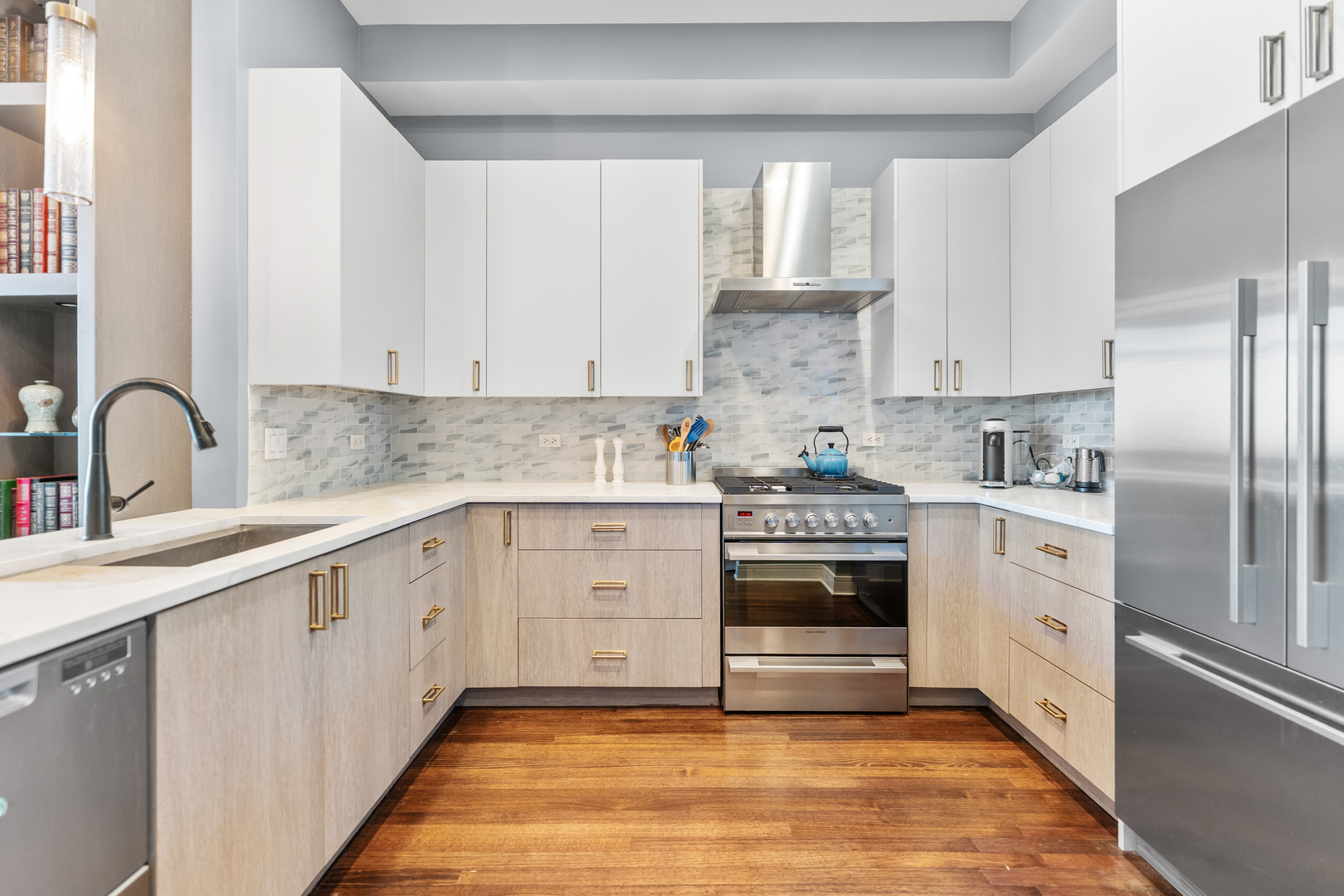 500 W Superior Street Unit: 1508