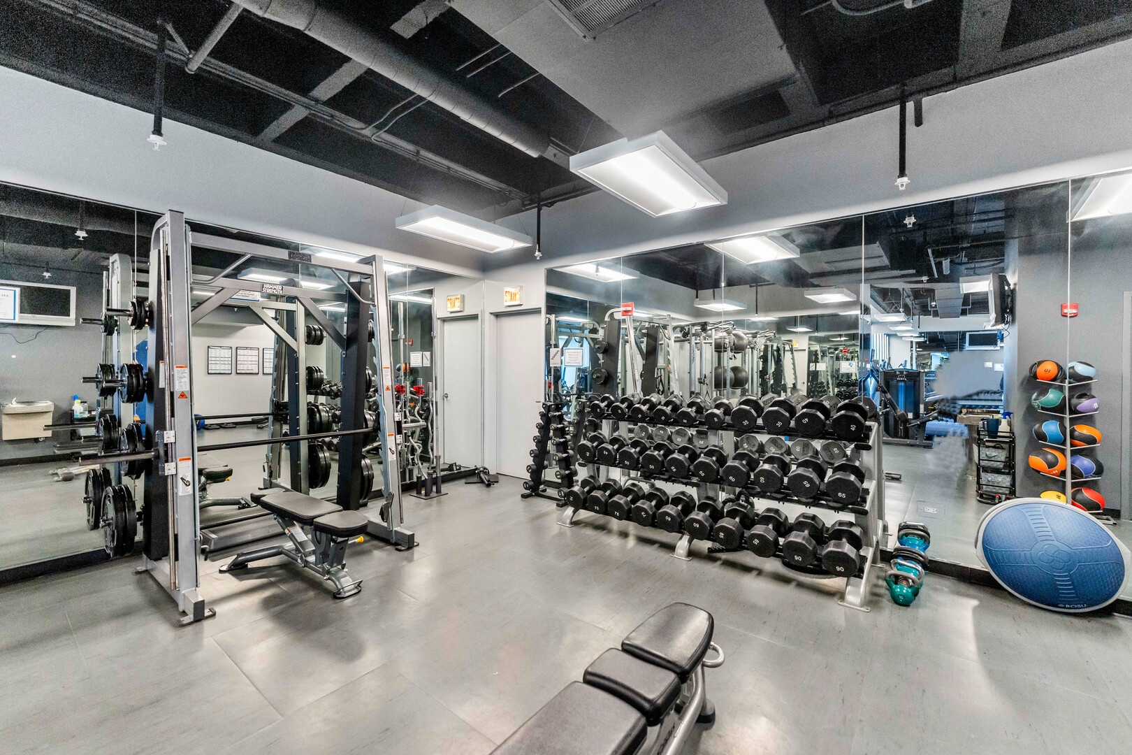 500 W Superior Street Unit: 1508