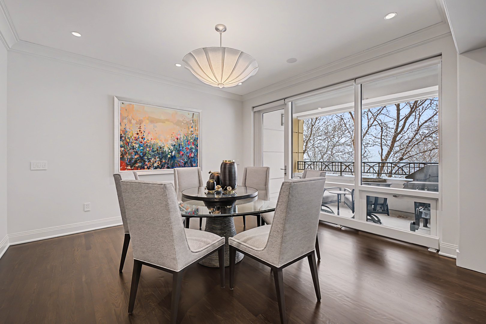 840 N Lake Shore Drive Unit: 302