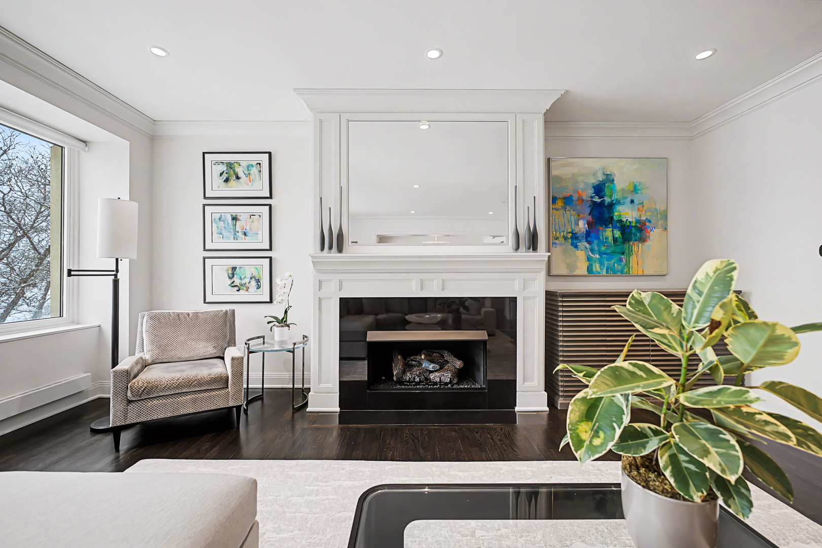 840 N Lake Shore Drive Unit: 302