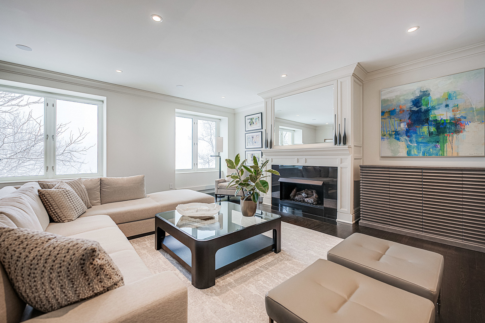 840 N Lake Shore Drive Unit: 302