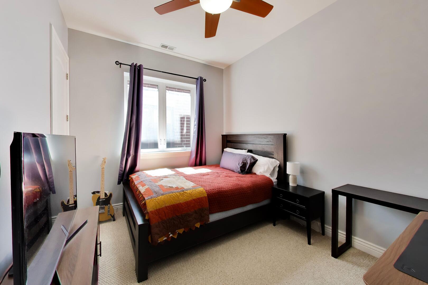4156 N ELSTON Avenue Unit: 4S
